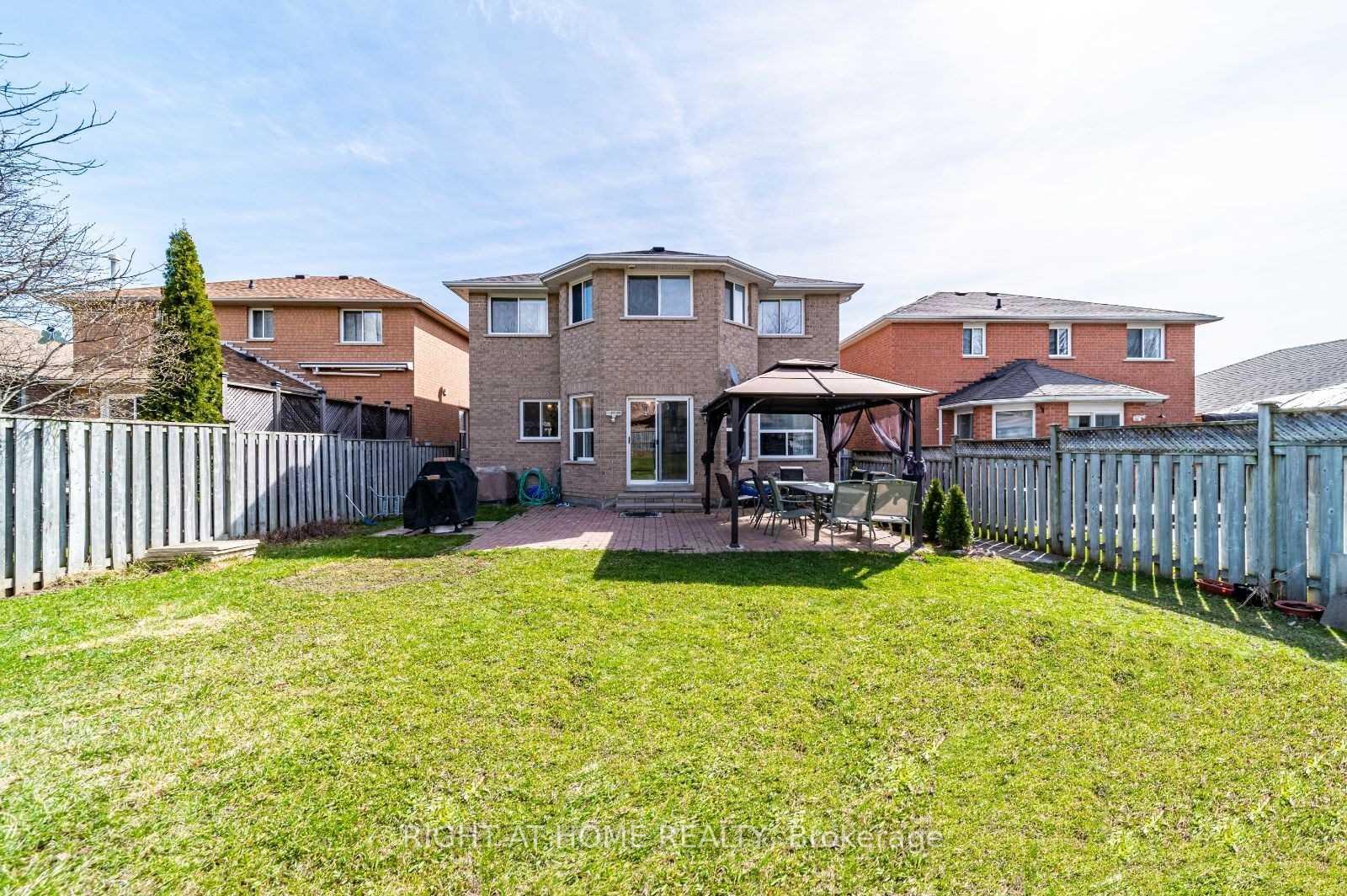 Photo 18 of 94 Ward Drive, Barrie, Painswick South — HOMEH
