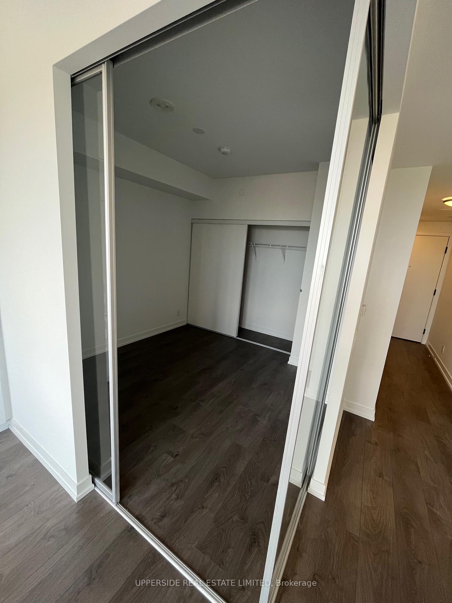 Photo 4 of Unit 618, 270 Dufferin Street, Toronto, South Parkdale — HOMEH