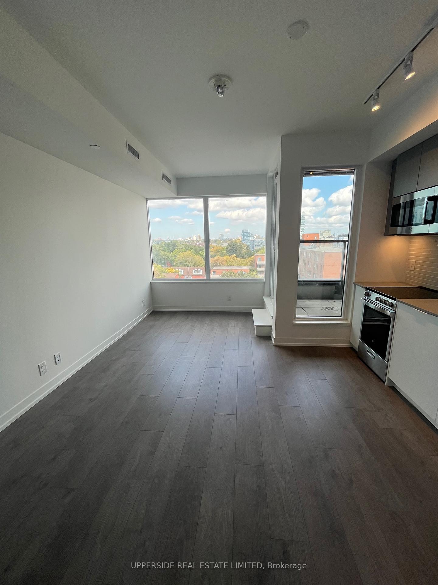 Photo 5 of Unit 618, 270 Dufferin Street, Toronto, South Parkdale — HOMEH