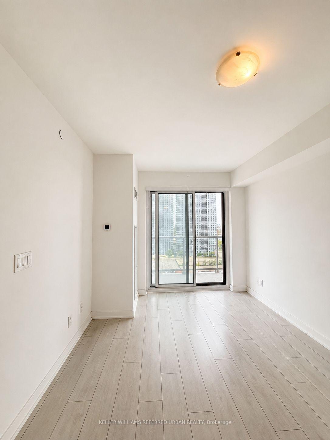 Photo 5 of Unit 1607, 2033 Kennedy Road, Scarborough, Agincourt South-Malvern West — HOMEH