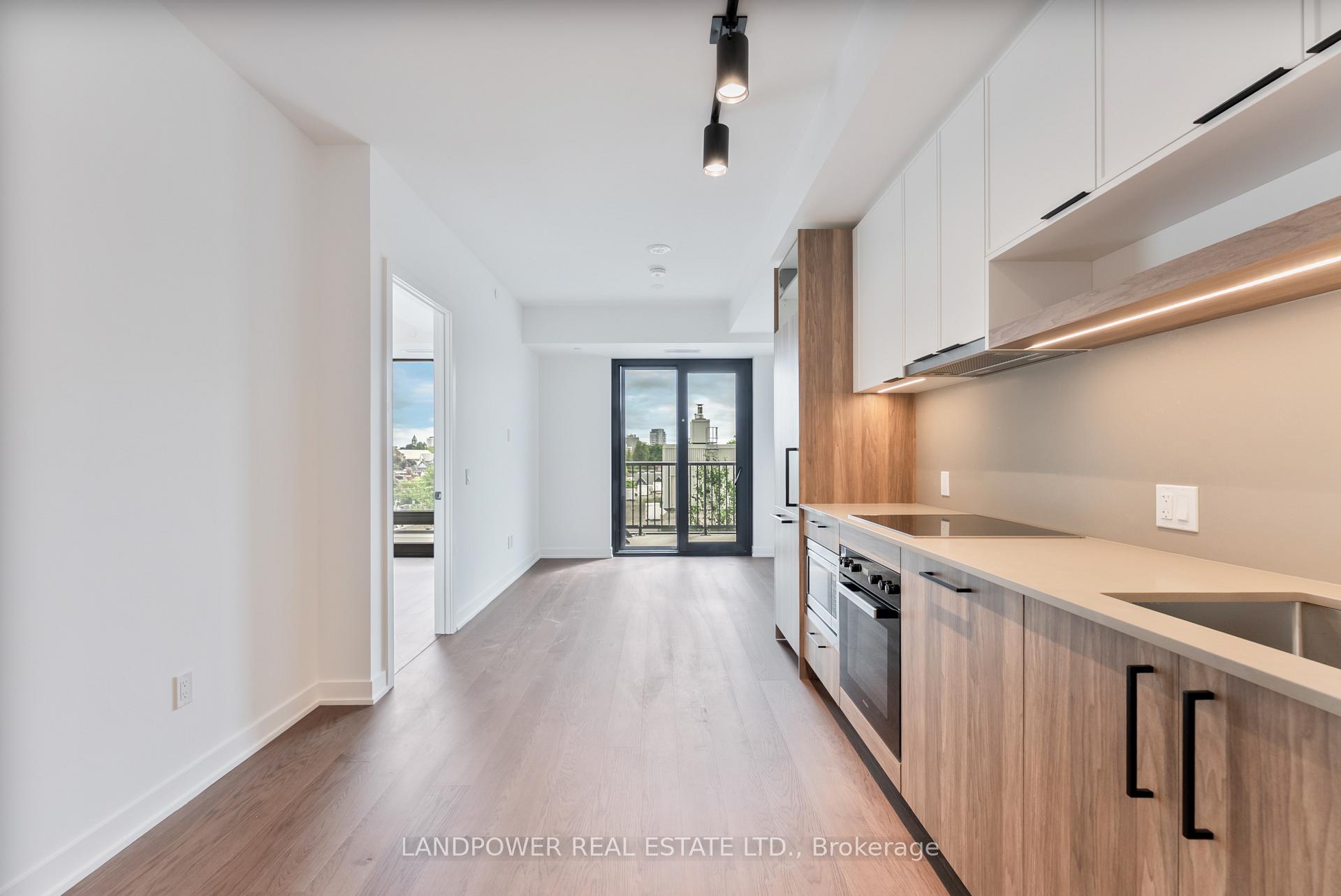Front of Unit 1019, 89 Montclair Avenue