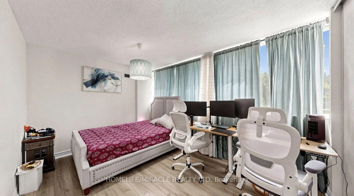 Photo 21 of Unit 313, 3590 Kaneff Crescent, Mississauga, Mississauga Valleys — HOMEH