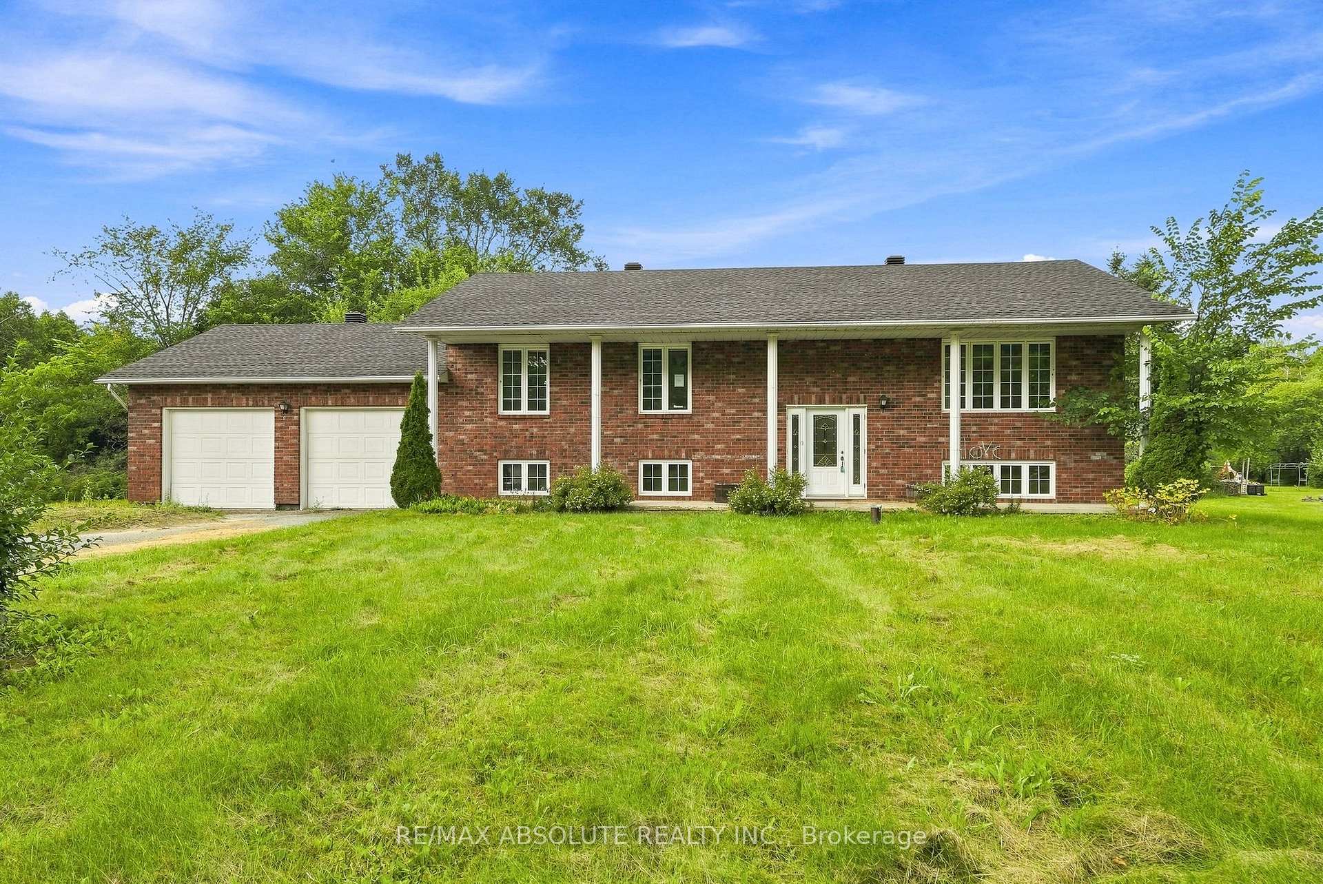 Photo 1 of 372 Lake Park Road, Beckwith, Beckwith Twp — HOMEH