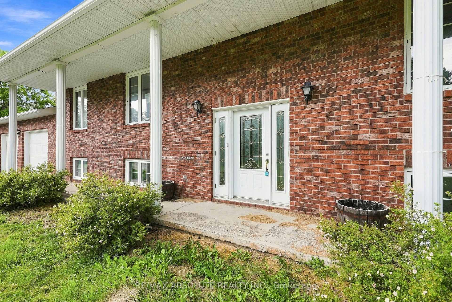 Photo 2 of 372 Lake Park Road, Beckwith, Beckwith Twp — HOMEH