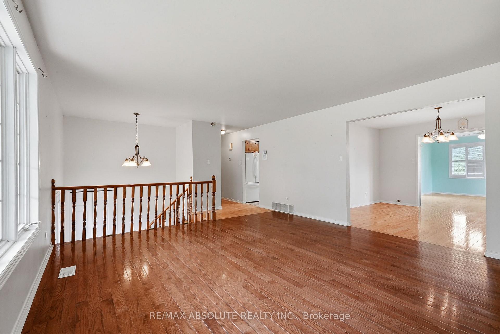 Photo 5 of 372 Lake Park Road, Beckwith, Beckwith Twp — HOMEH