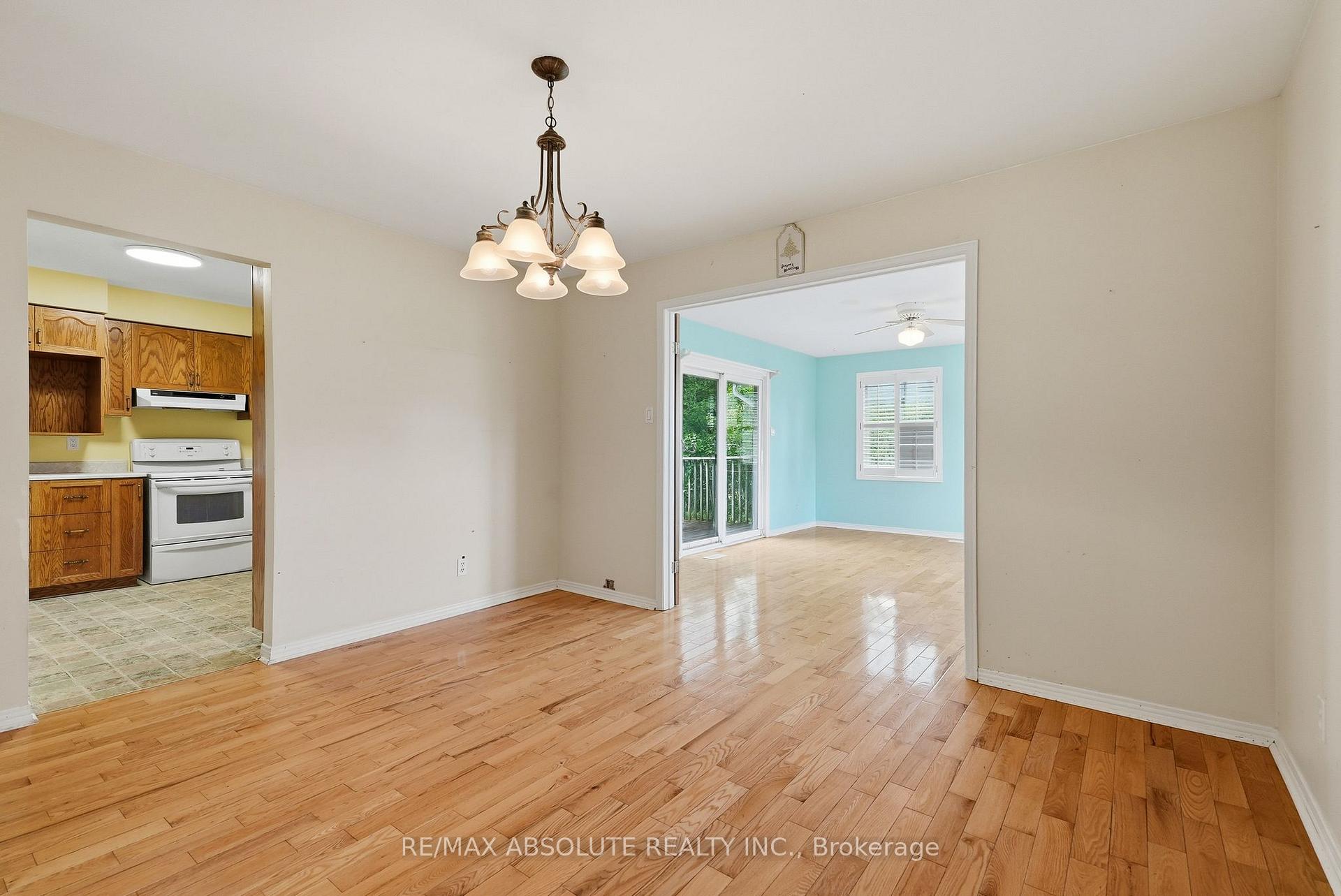 Photo 7 of 372 Lake Park Road, Beckwith, Beckwith Twp — HOMEH