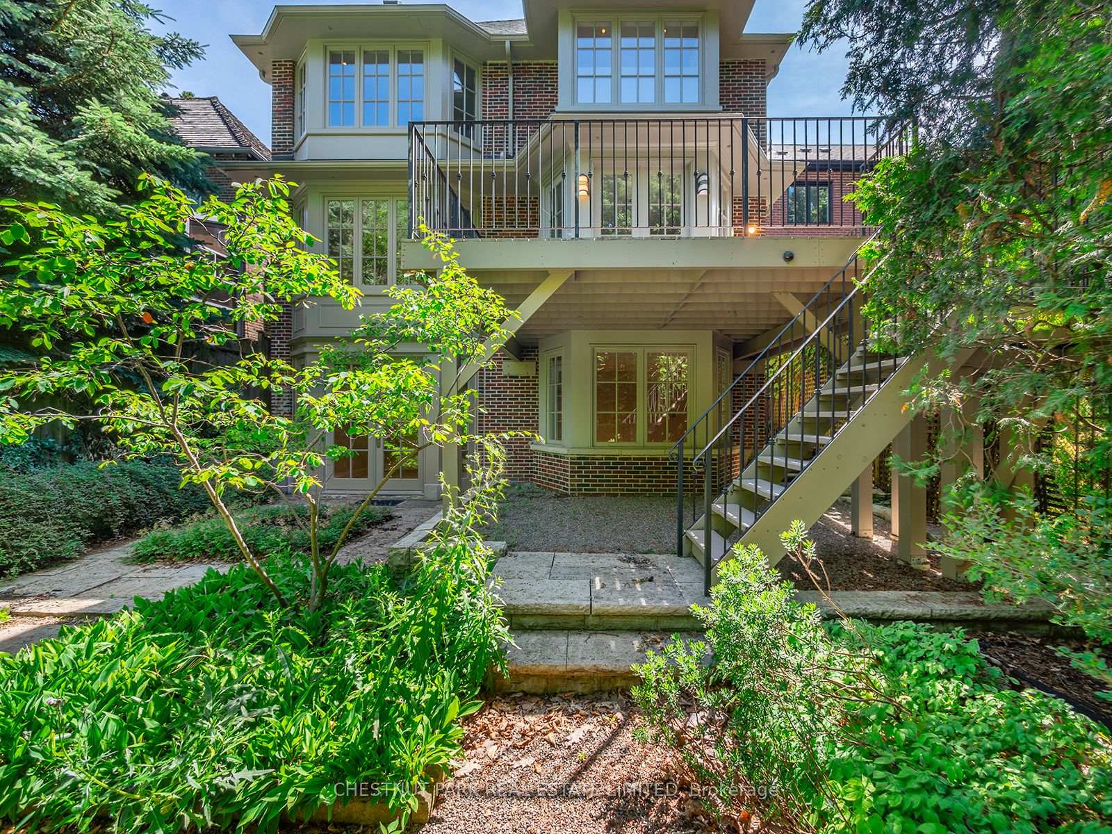 Photo 36 of 207 Forest Hill Road, Toronto, Forest Hill South — HOMEH