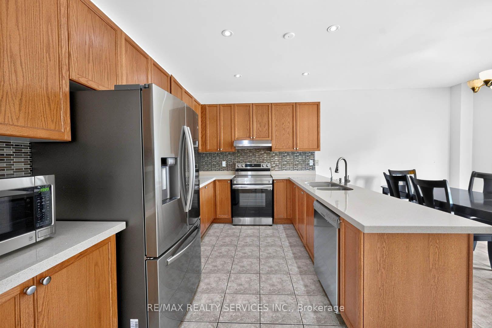 Photo 21 of 21 Tatra Crescent, Brampton, Bram West — HOMEH