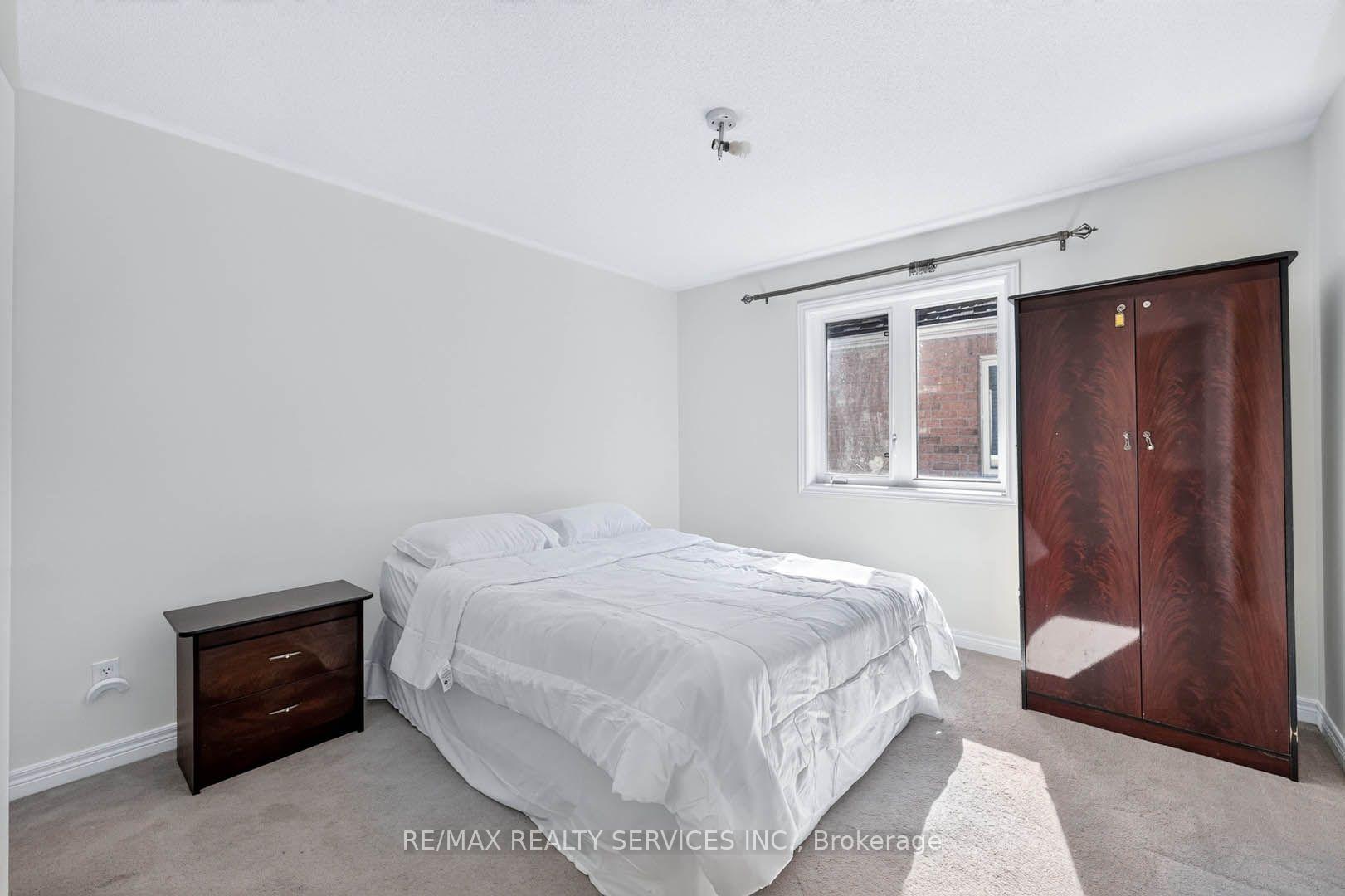 Photo 40 of 21 Tatra Crescent, Brampton, Bram West — HOMEH
