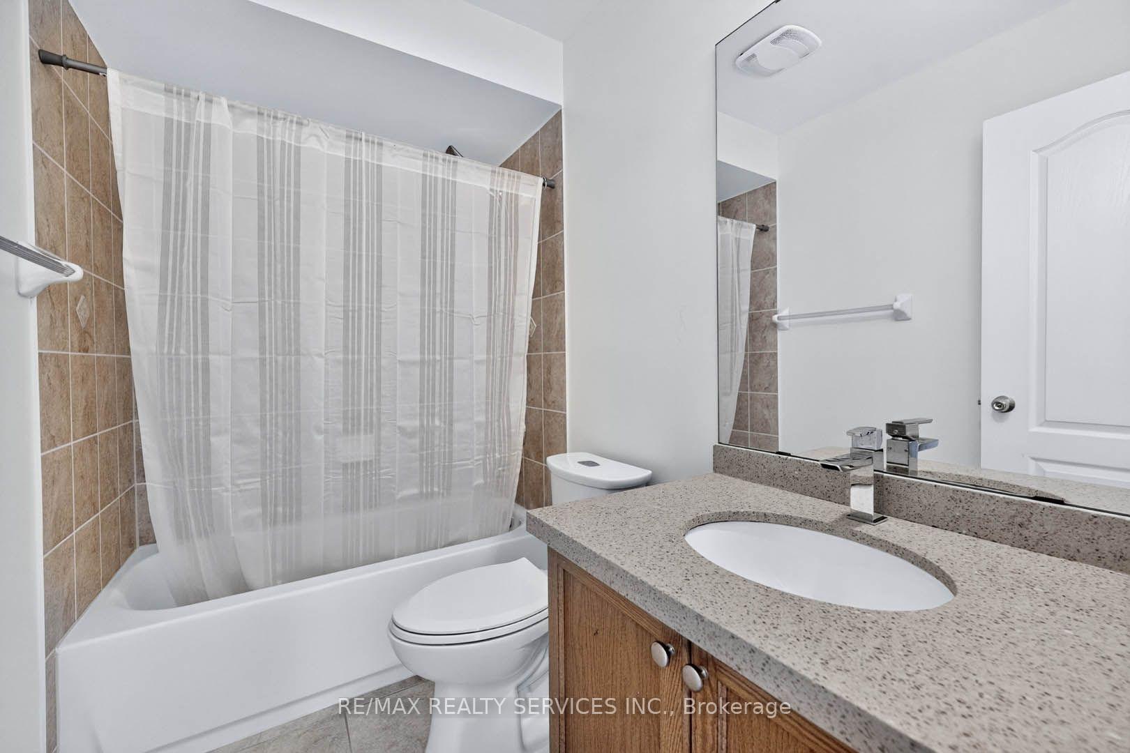 Photo 42 of 21 Tatra Crescent, Brampton, Bram West — HOMEH