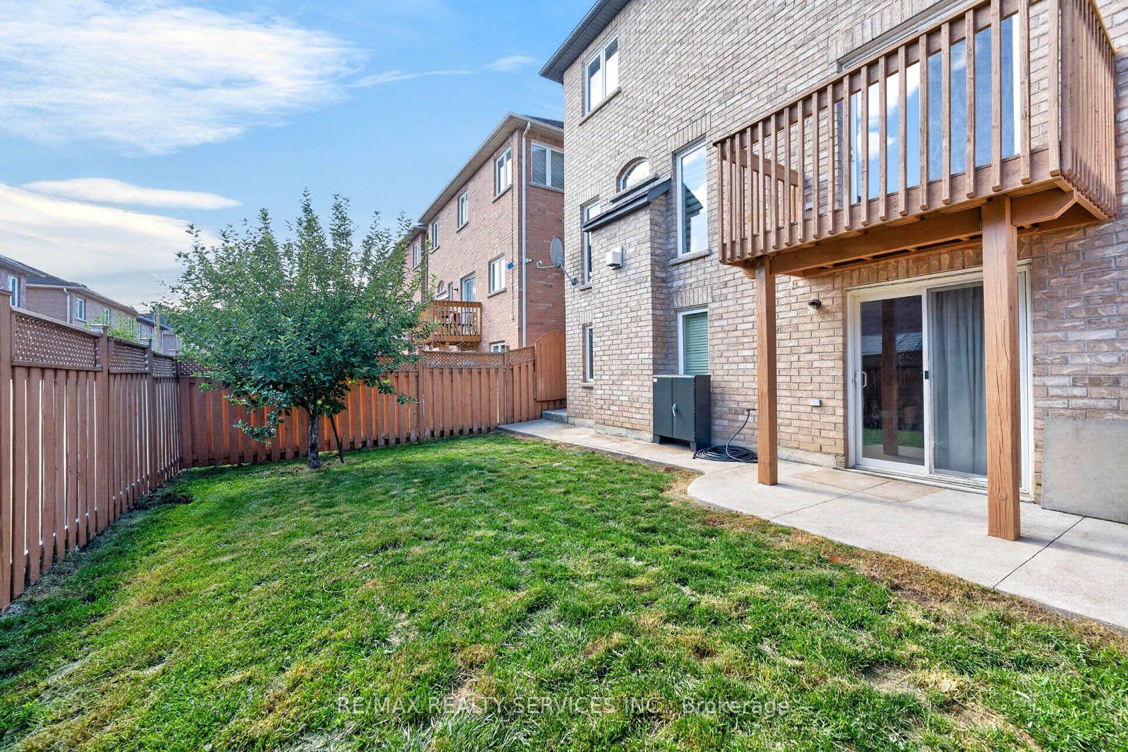 Photo 44 of 21 Tatra Crescent, Brampton, Bram West — HOMEH