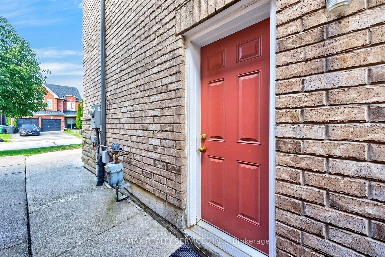Photo 47 of 21 Tatra Crescent, Brampton, Bram West — HOMEH