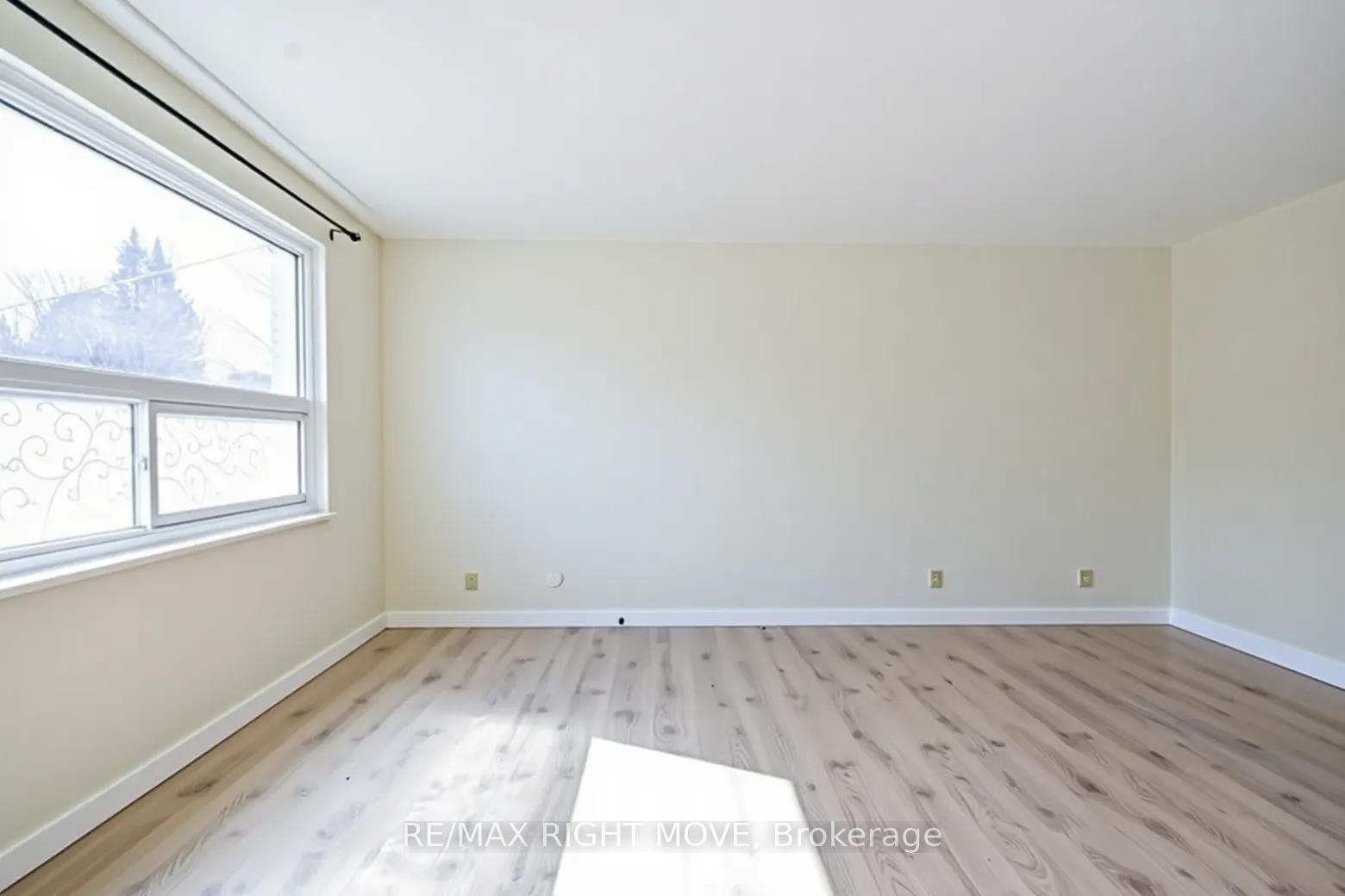 Photo 6 of 162 Pratt Crescent, Gravenhurst, Muskoka (S) — HOMEH
