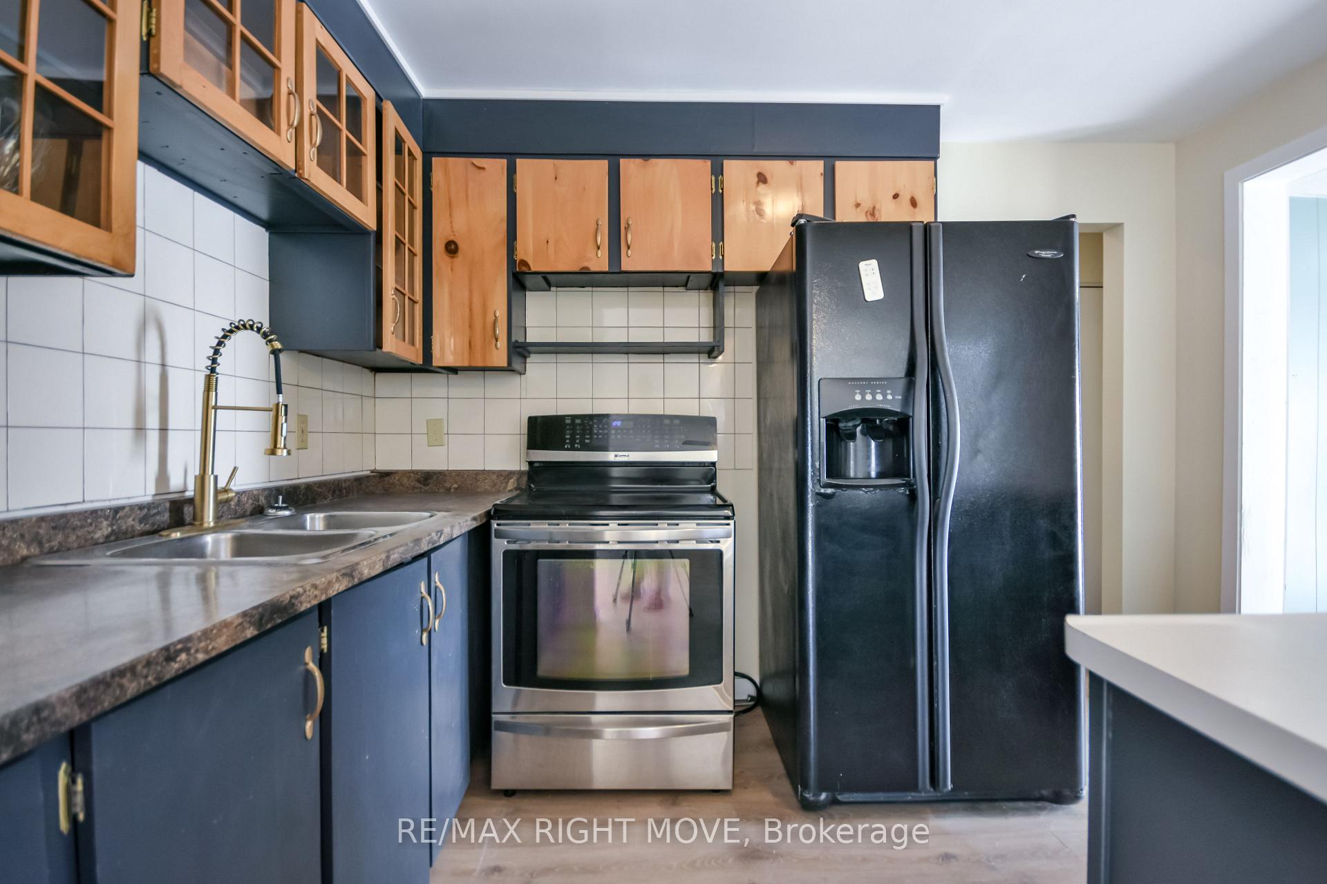 Photo 10 of 162 Pratt Crescent, Gravenhurst, Muskoka (S) — HOMEH