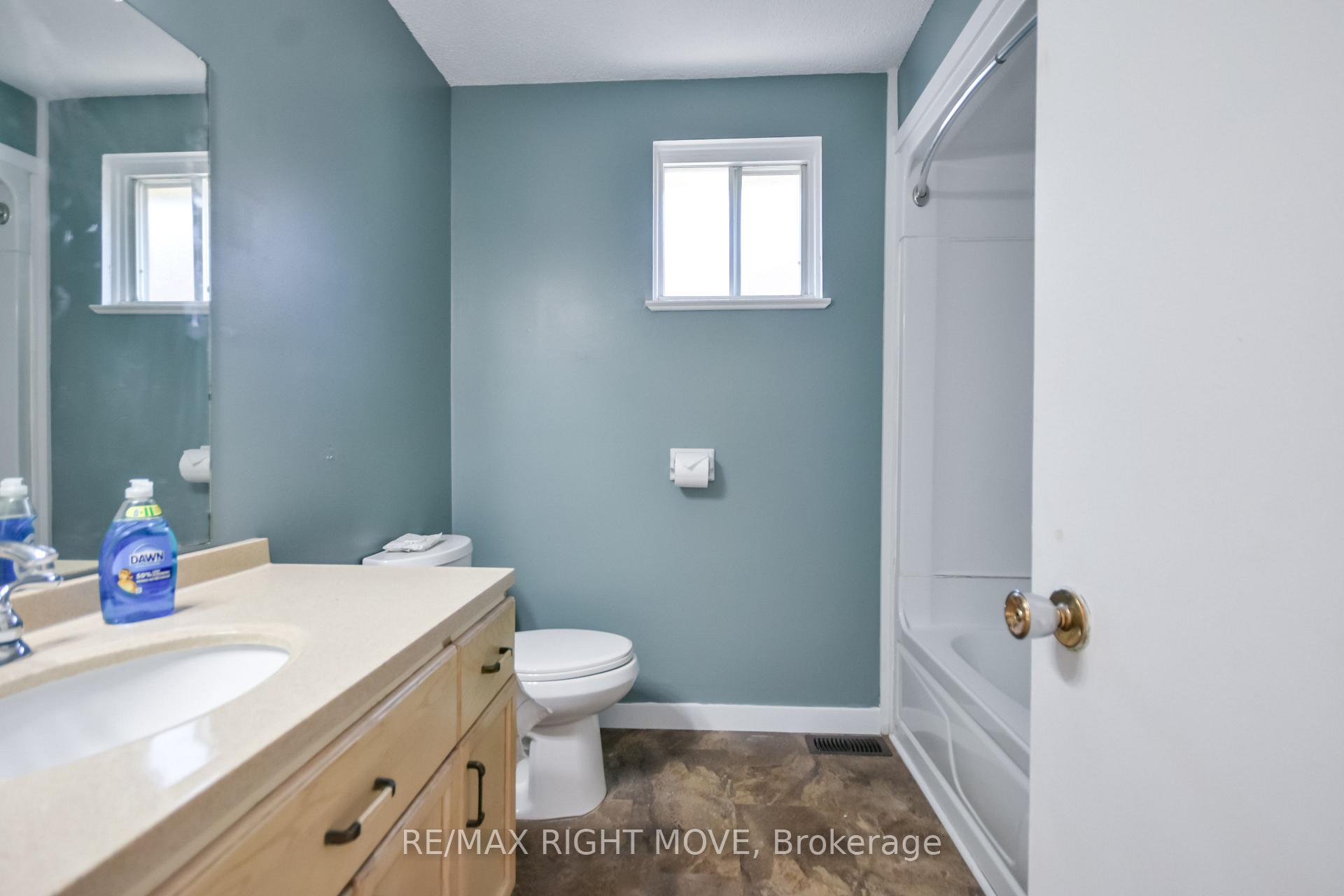 Photo 17 of 162 Pratt Crescent, Gravenhurst, Muskoka (S) — HOMEH