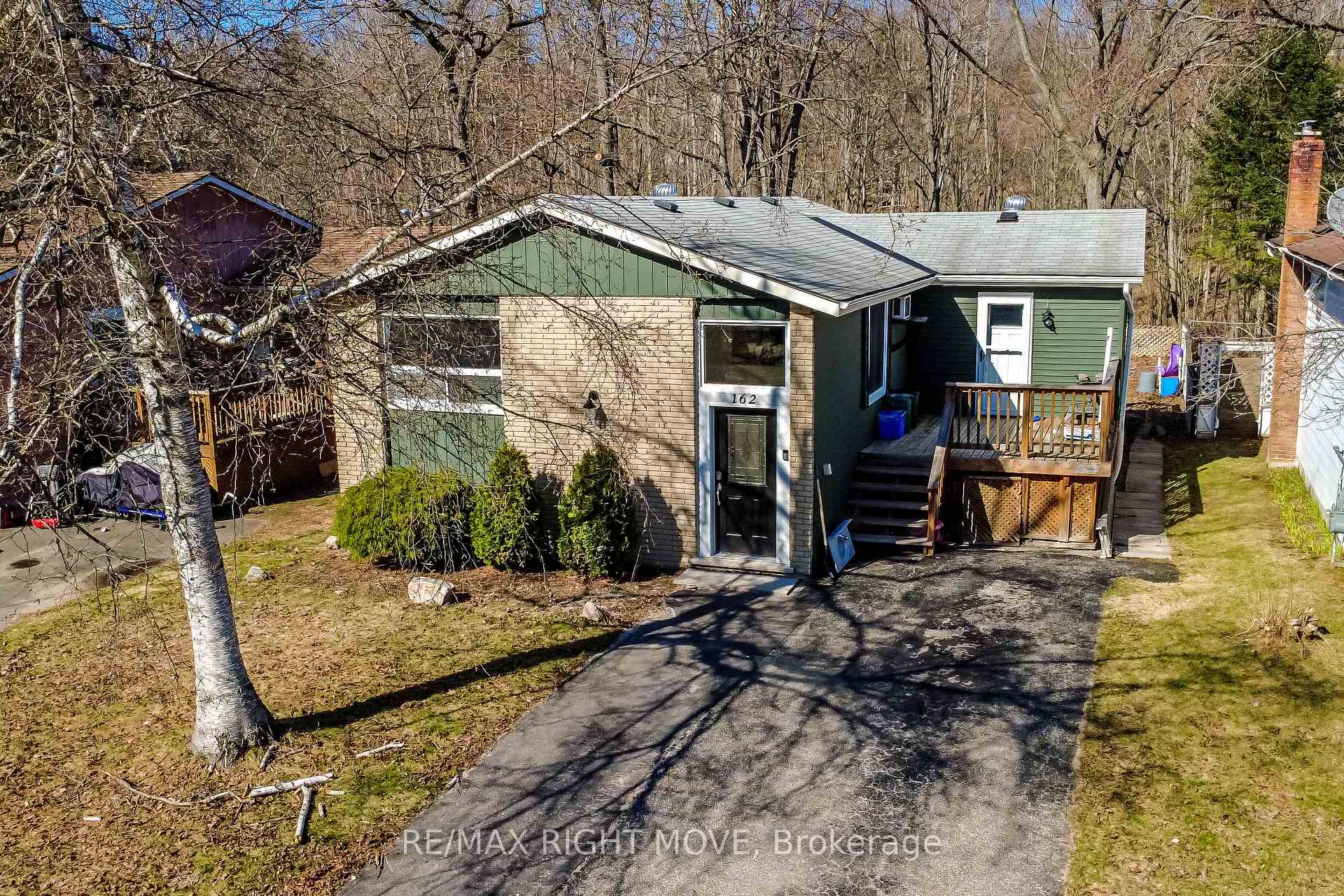 Photo 32 of 162 Pratt Crescent, Gravenhurst, Muskoka (S) — HOMEH