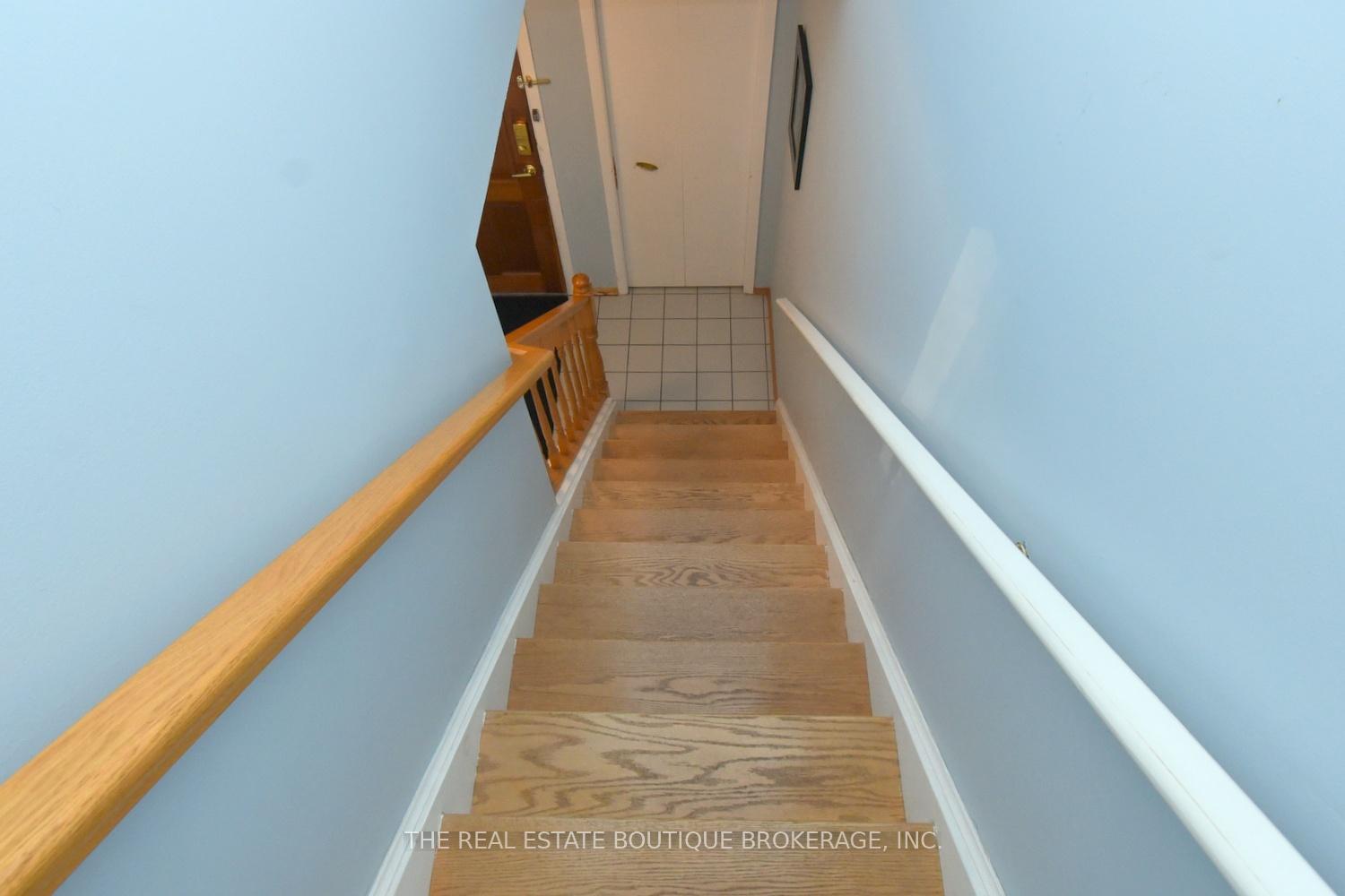 Photo 18 of 1345 Colonsay Drive, Burlington, Mountainside — HOMEH