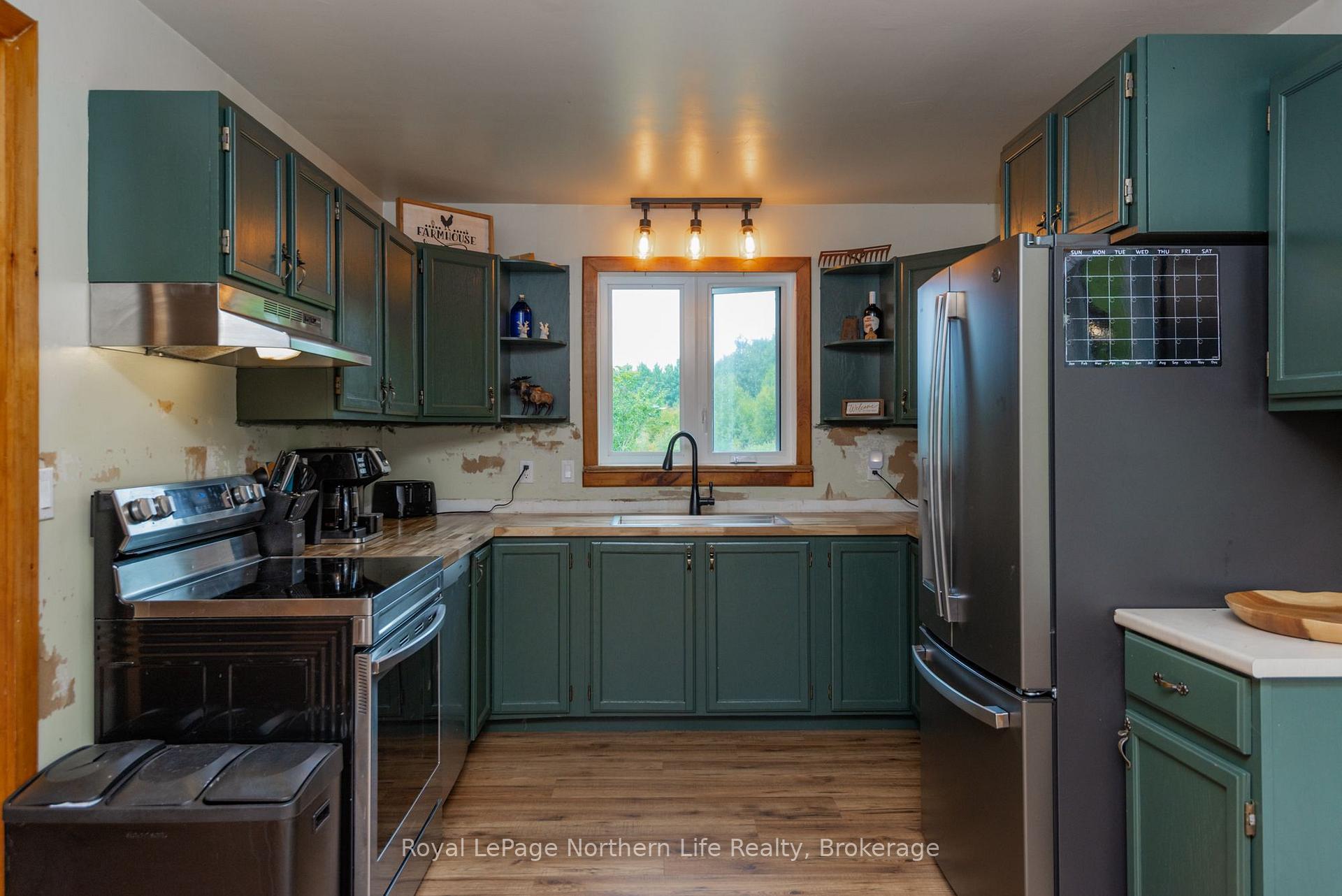 Photo 15 of 258 Algonquin Road, Chisholm — HOMEH