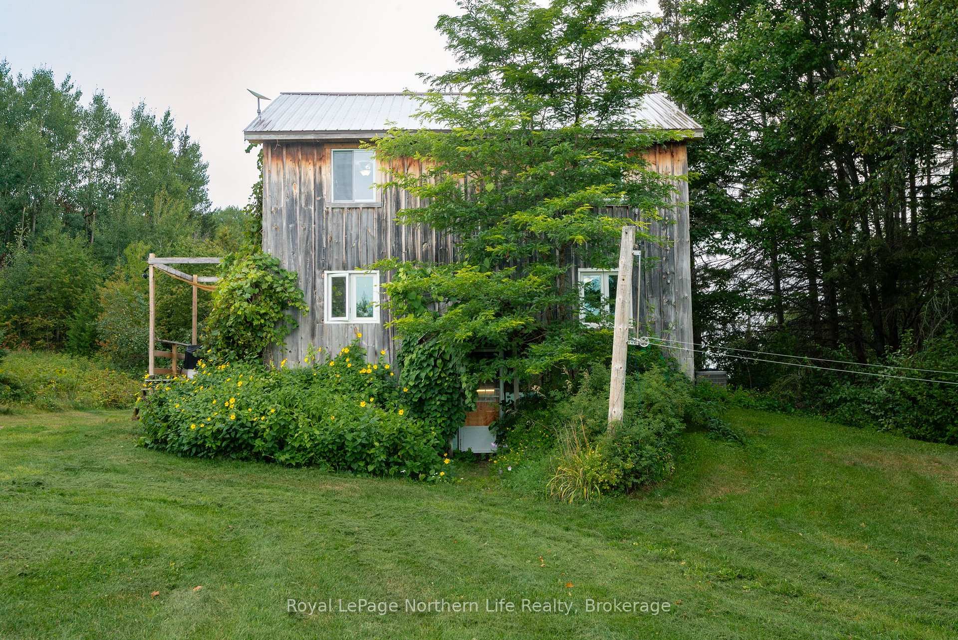 Photo 8 of 258 Algonquin Road, Chisholm — HOMEH