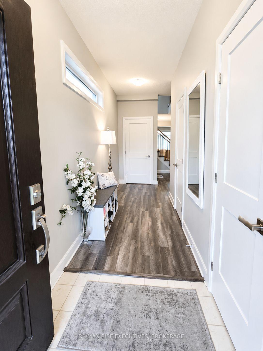Photo 3 of 1236 Max Crescent, Kingston, City Northwest — HOMEH