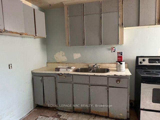 Photo 9 of 62 Haynes Avenue, St. Catharines, E. Chester — HOMEH