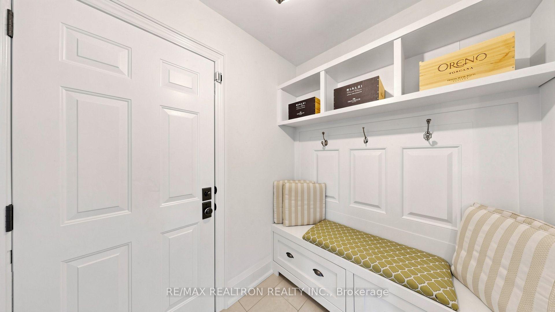 Photo 10 of 14 Oak Grove Court, Markham, Bayview Fairway-Bayview Country Club Estates — HOMEH