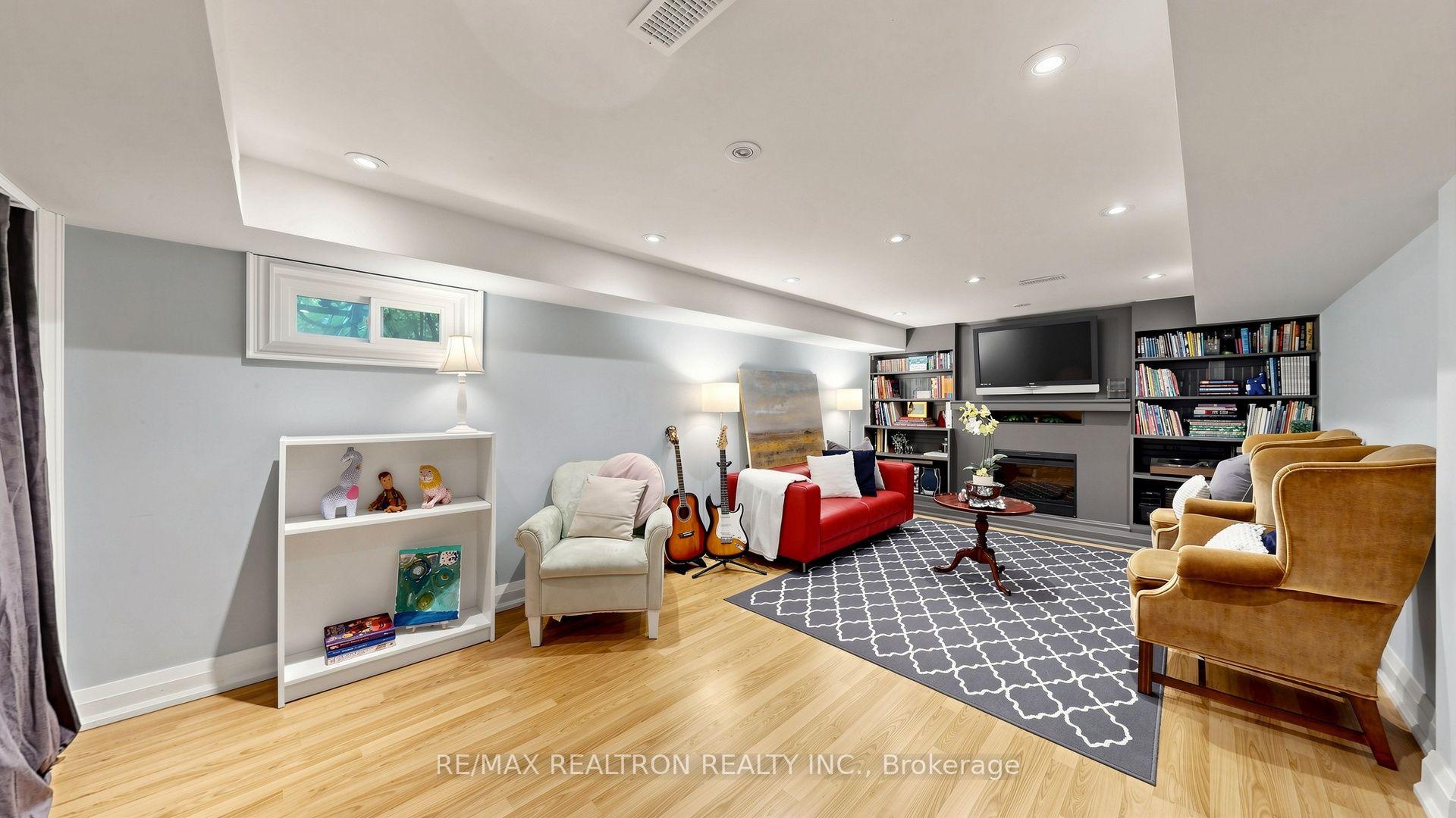 Photo 29 of 14 Oak Grove Court, Markham, Bayview Fairway-Bayview Country Club Estates — HOMEH
