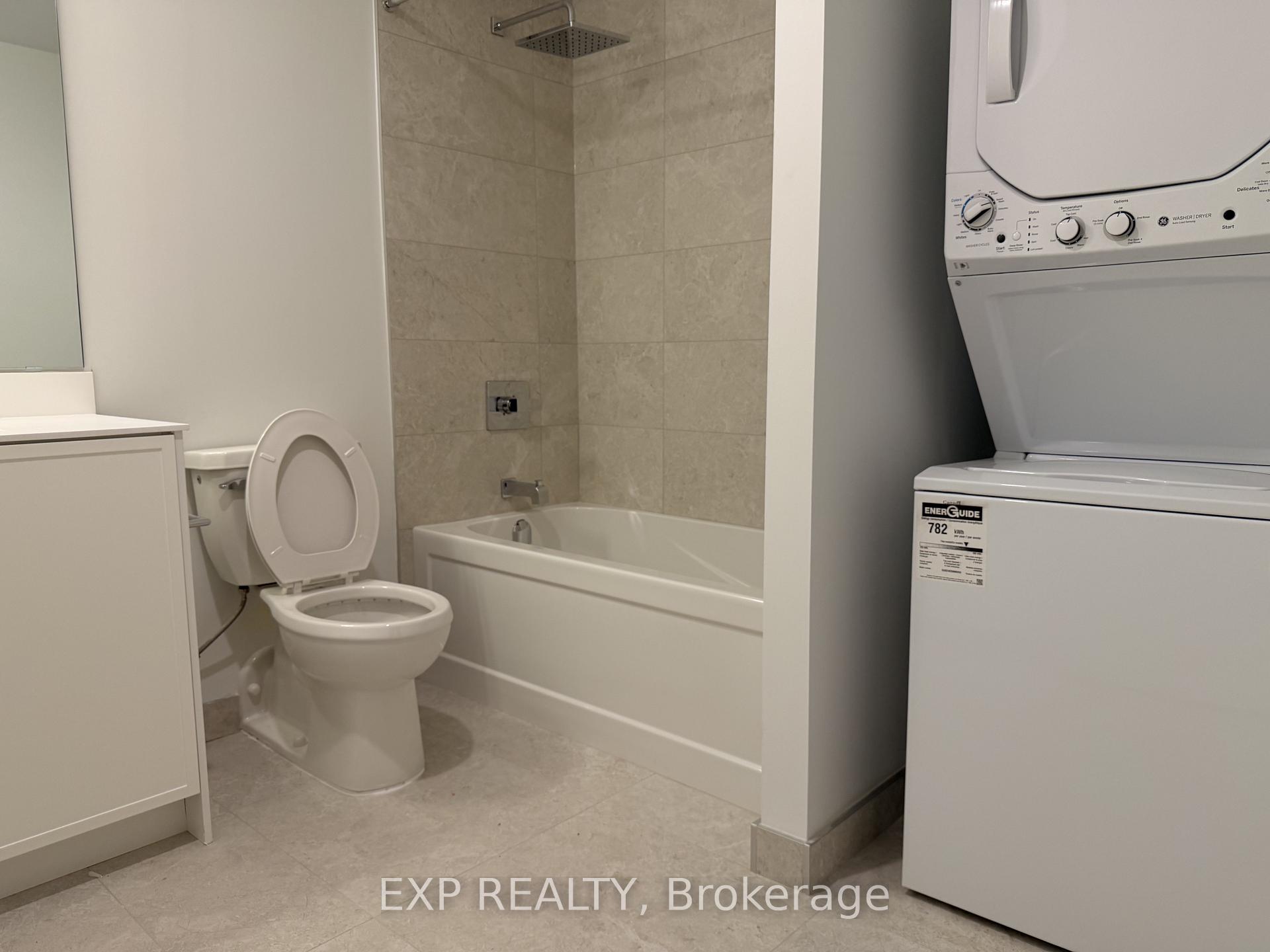 Photo 13 of 20 Deans Drive, Scarborough, Clairlea-Birchmount — HOMEH