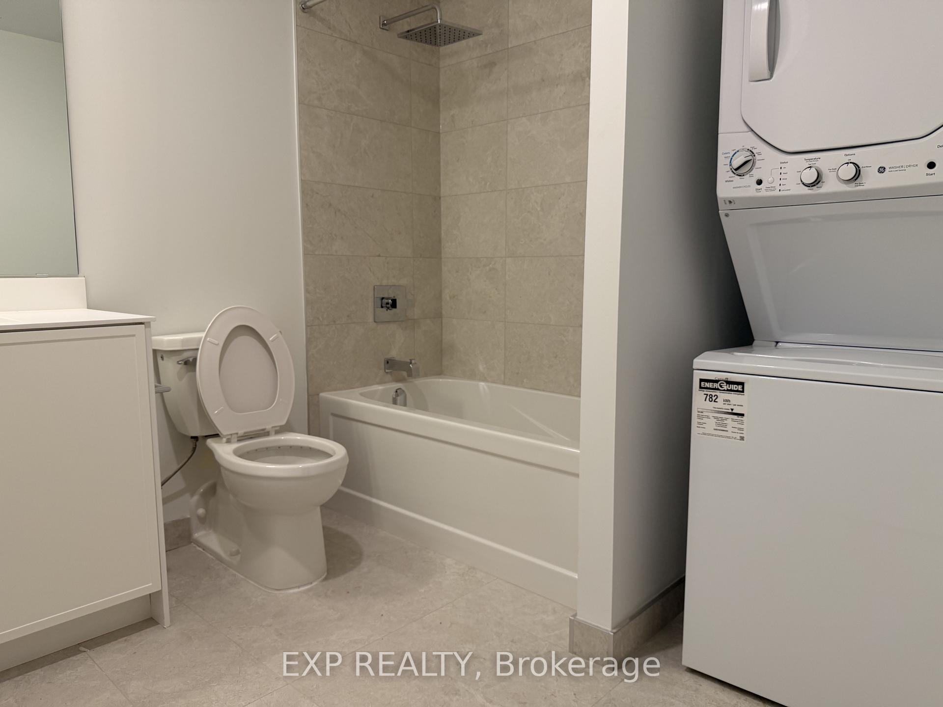 Photo 14 of 20 Deans Drive, Scarborough, Clairlea-Birchmount — HOMEH