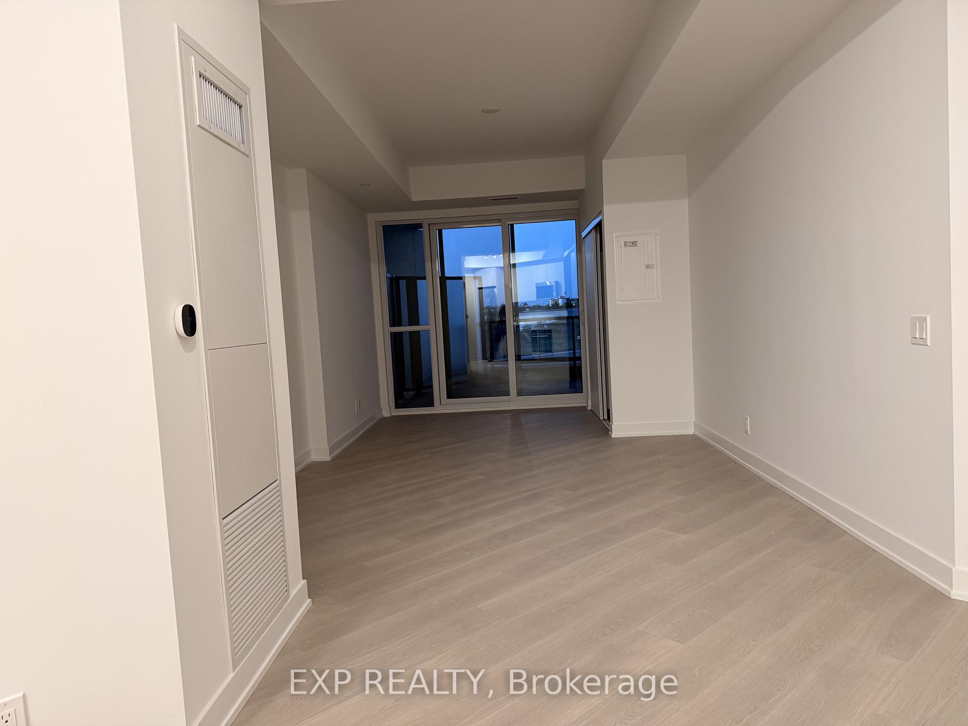 Photo 32 of 20 Deans Drive, Scarborough, Clairlea-Birchmount — HOMEH