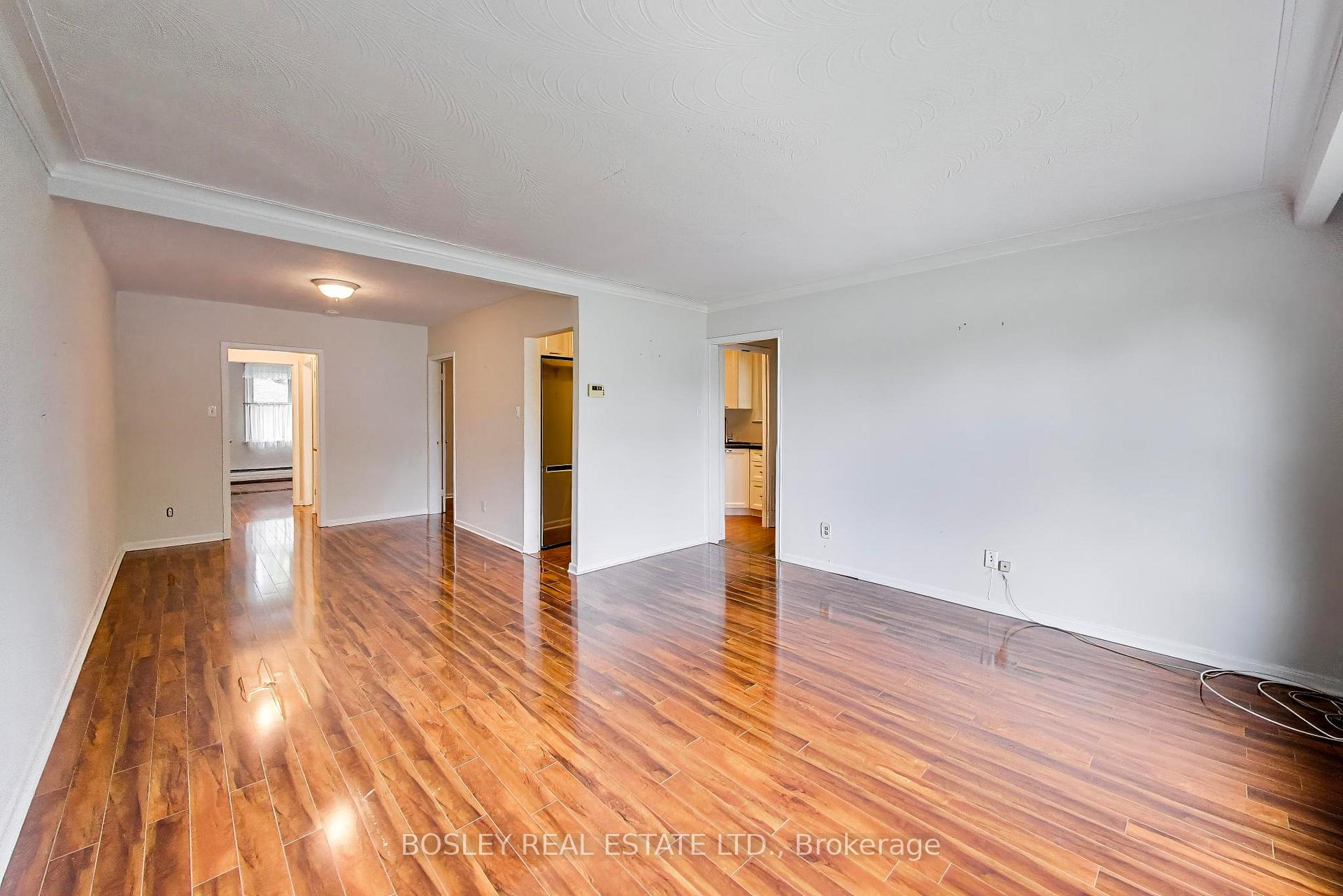 Photo 12 of 7 Norwood Road, Toronto, East End-Danforth — HOMEH