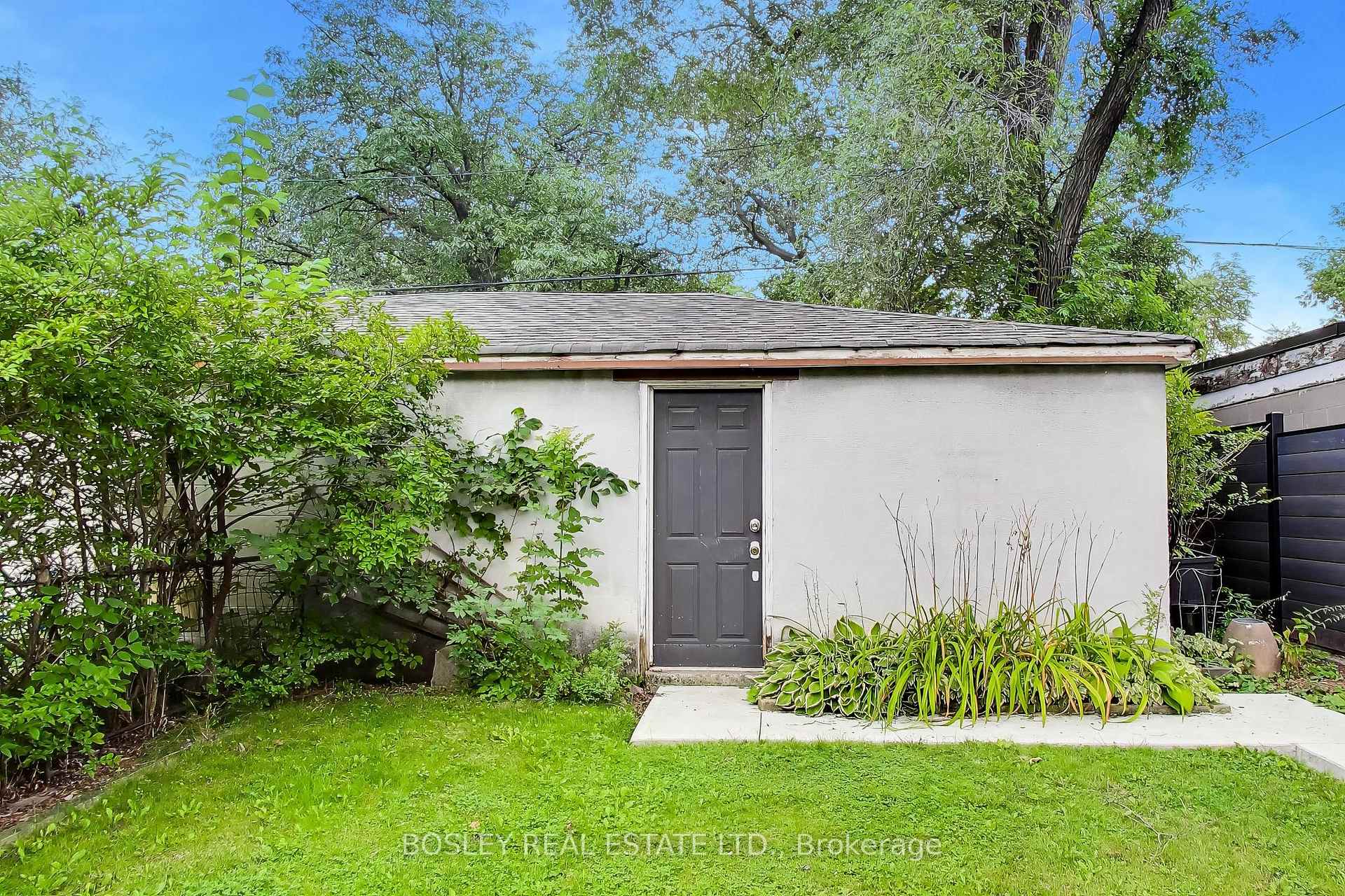 Photo 29 of 7 Norwood Road, Toronto, East End-Danforth — HOMEH