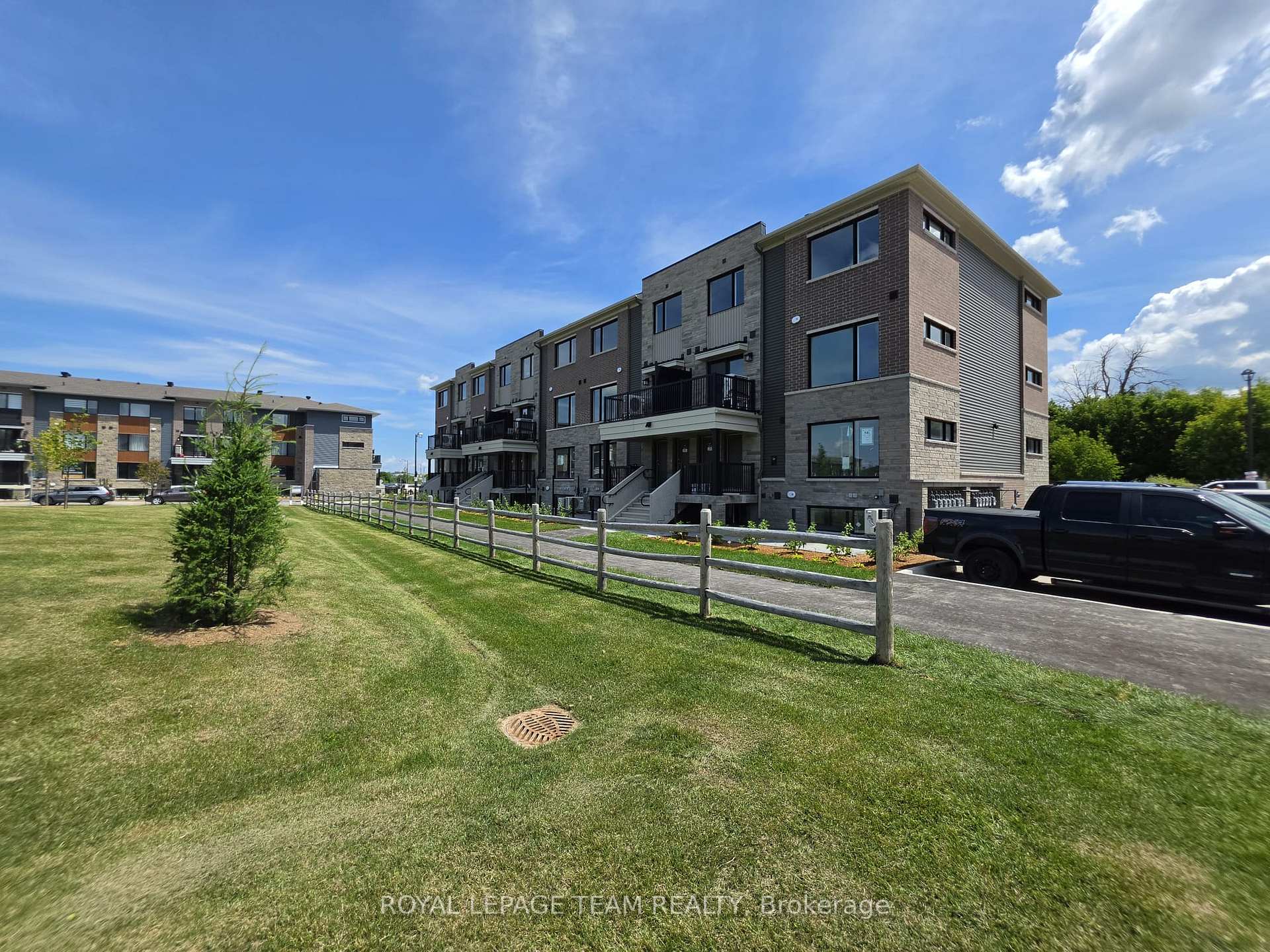 Photo 25 of 615 Feedmill Private, Ottawa, Kanata - Kanata Lakes/Heritage Hills — HOMEH