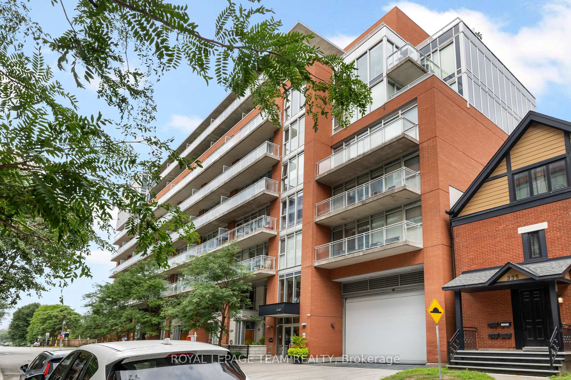 Photo 2 of Unit 818, 349 Mcleod Street, Ottawa, Ottawa Centre — HOMEH