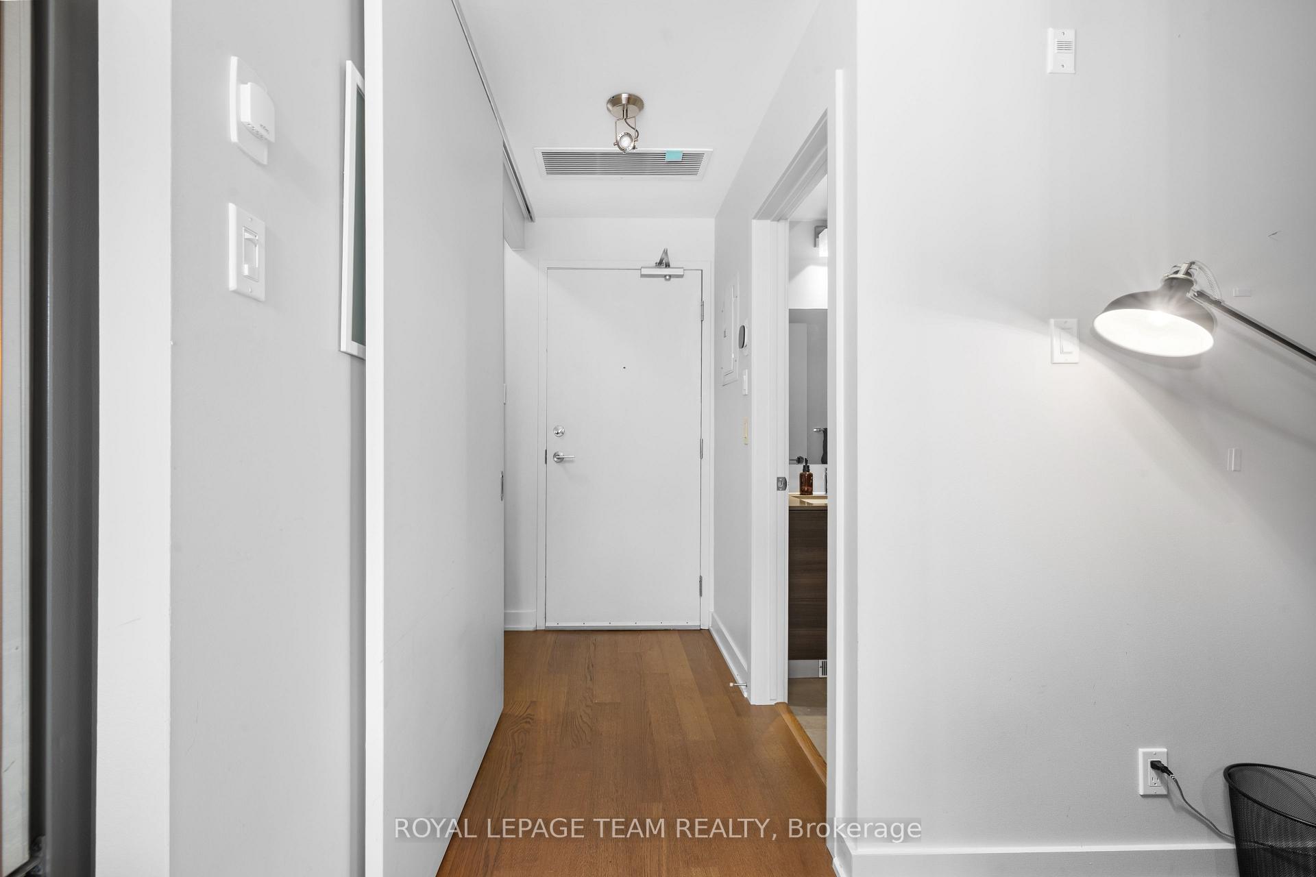 Photo 4 of Unit 818, 349 Mcleod Street, Ottawa, Ottawa Centre — HOMEH