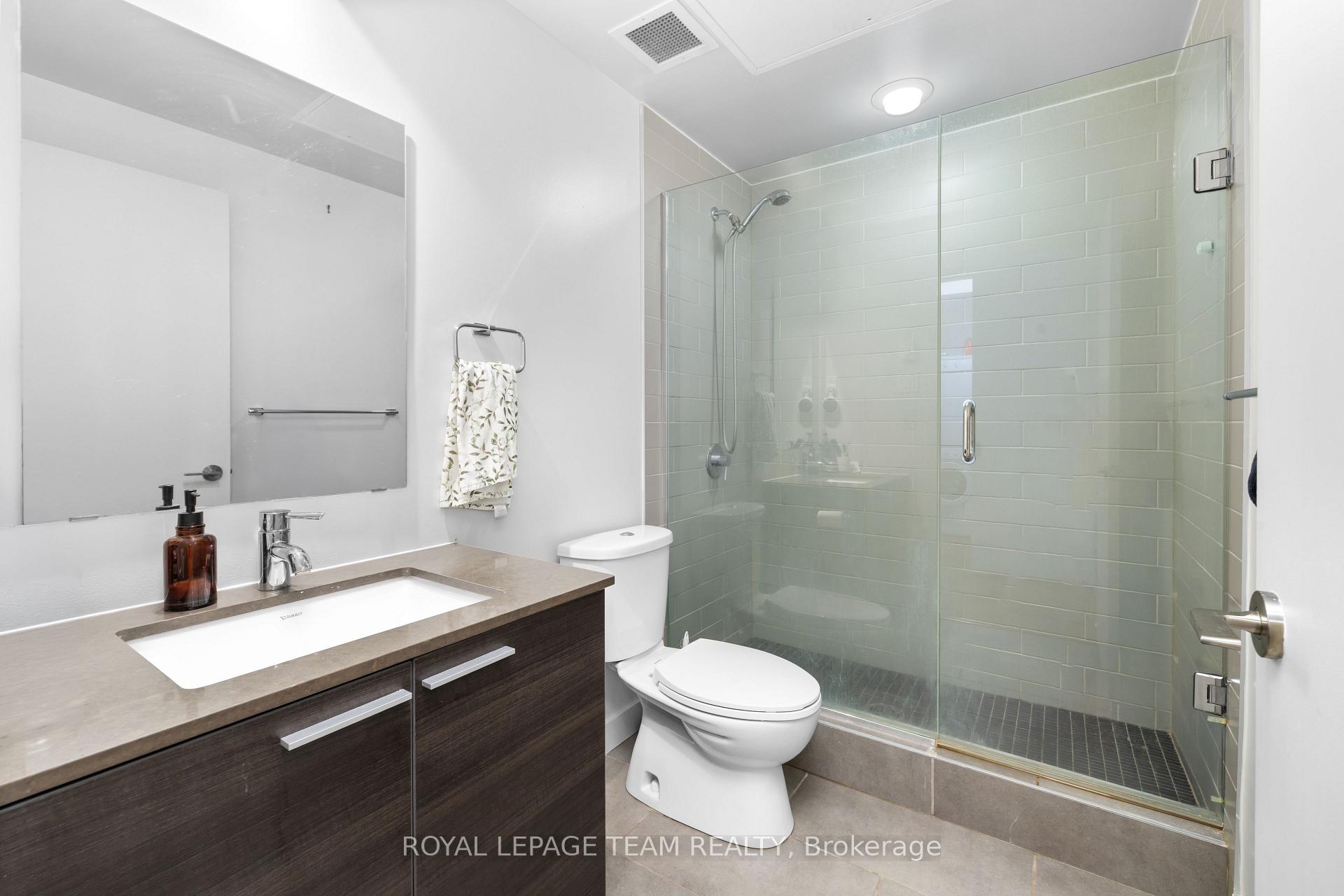 Photo 13 of Unit 818, 349 Mcleod Street, Ottawa, Ottawa Centre — HOMEH