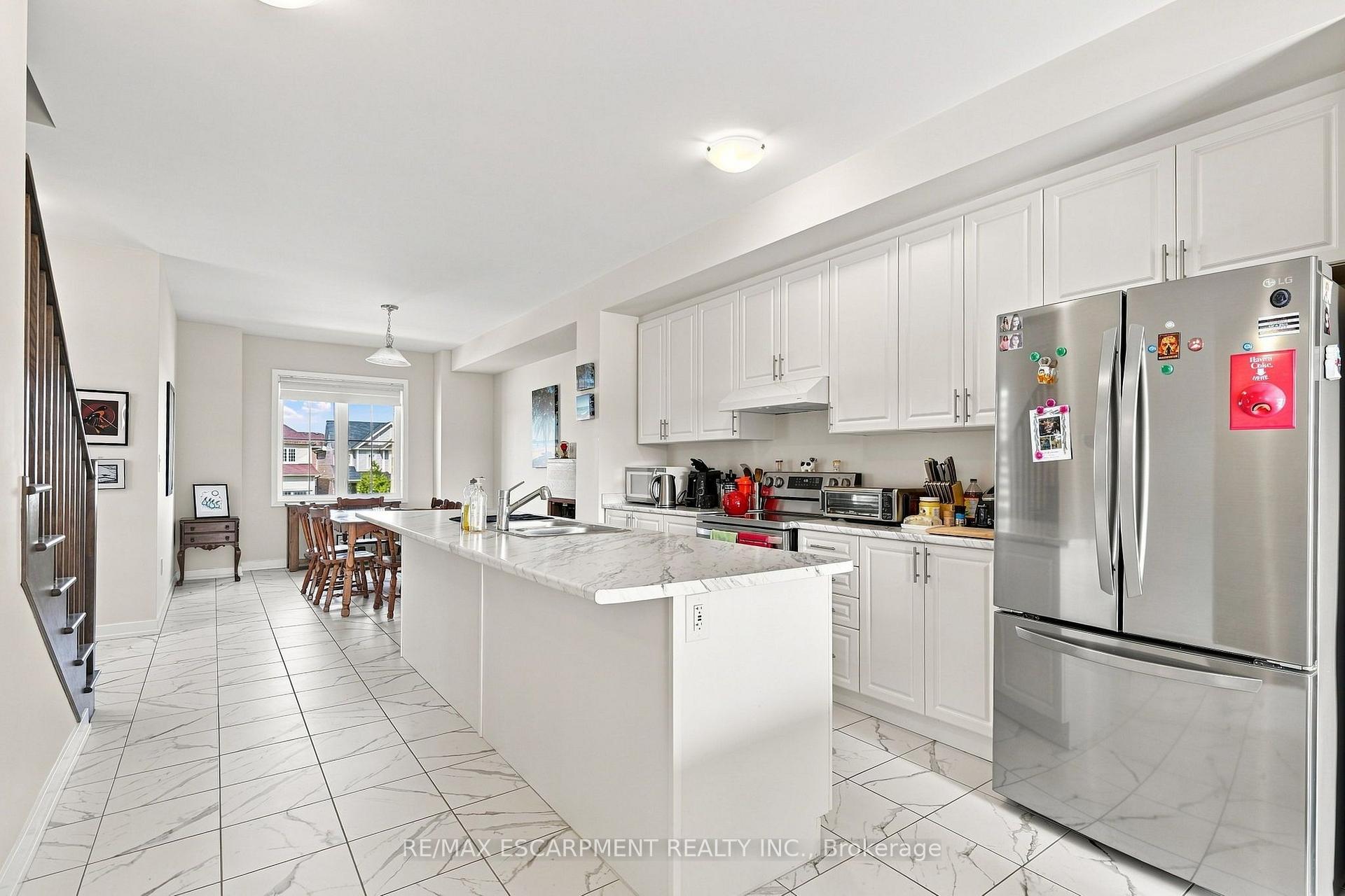 Photo 6 of 241 Melody Lane, Thorold, Hurricane/Merrittville — HOMEH