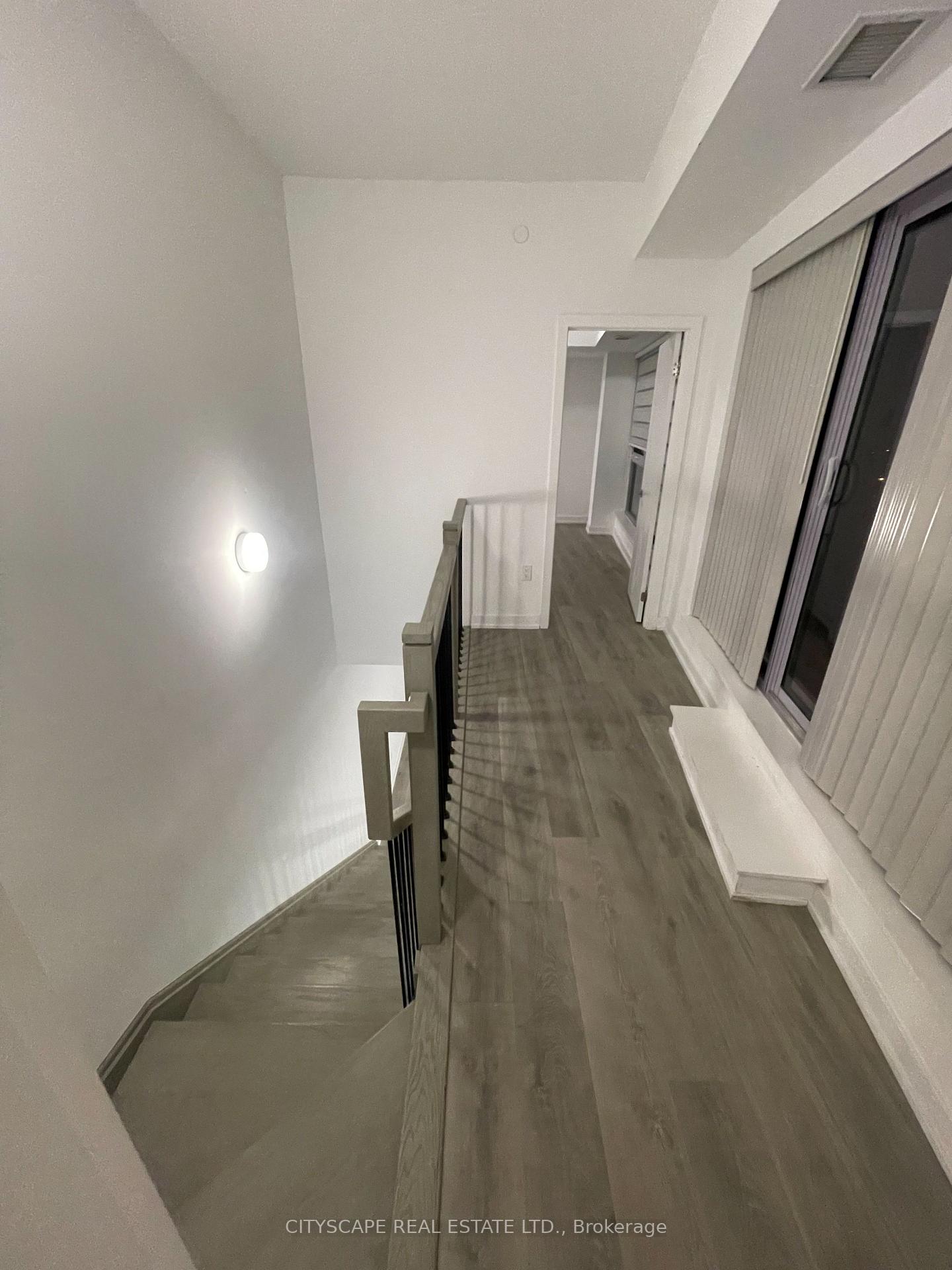 Photo 5 of Unit PH09, 2433 Dufferin Street, North York, Briar Hill-Belgravia — HOMEH