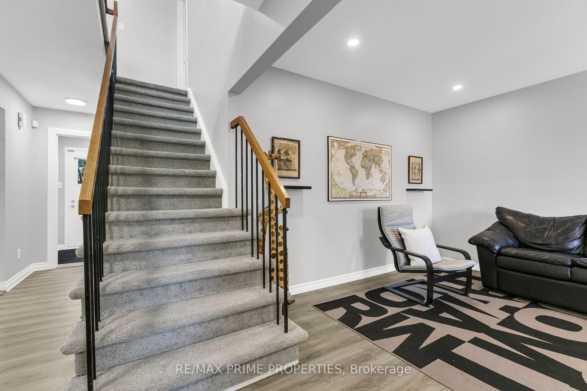 Photo 3 of 1531 Kamouraska Circle, Ottawa, Chateauneuf — HOMEH