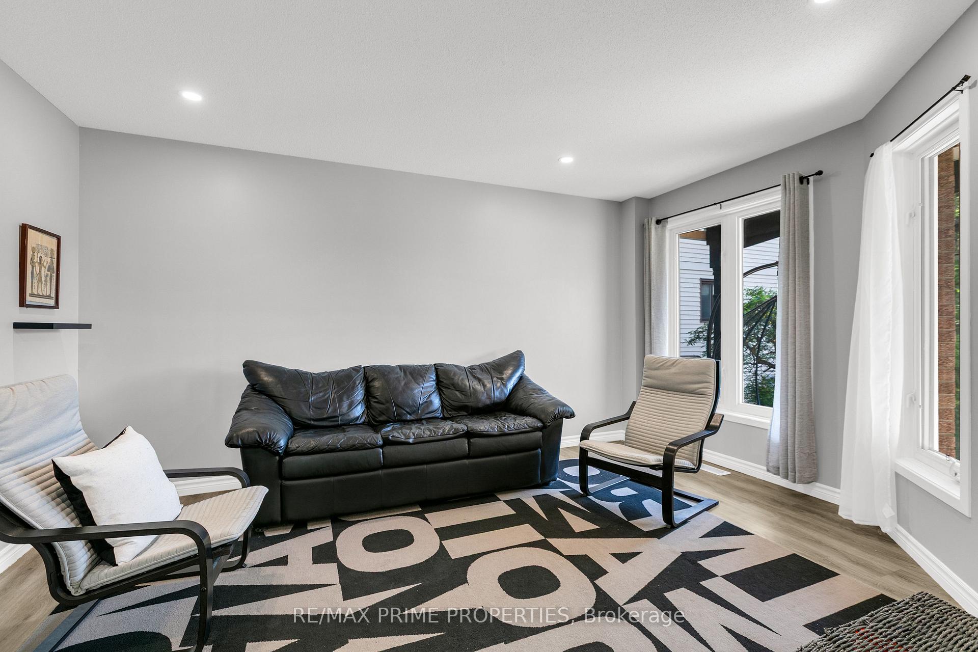 Photo 4 of 1531 Kamouraska Circle, Ottawa, Chateauneuf — HOMEH