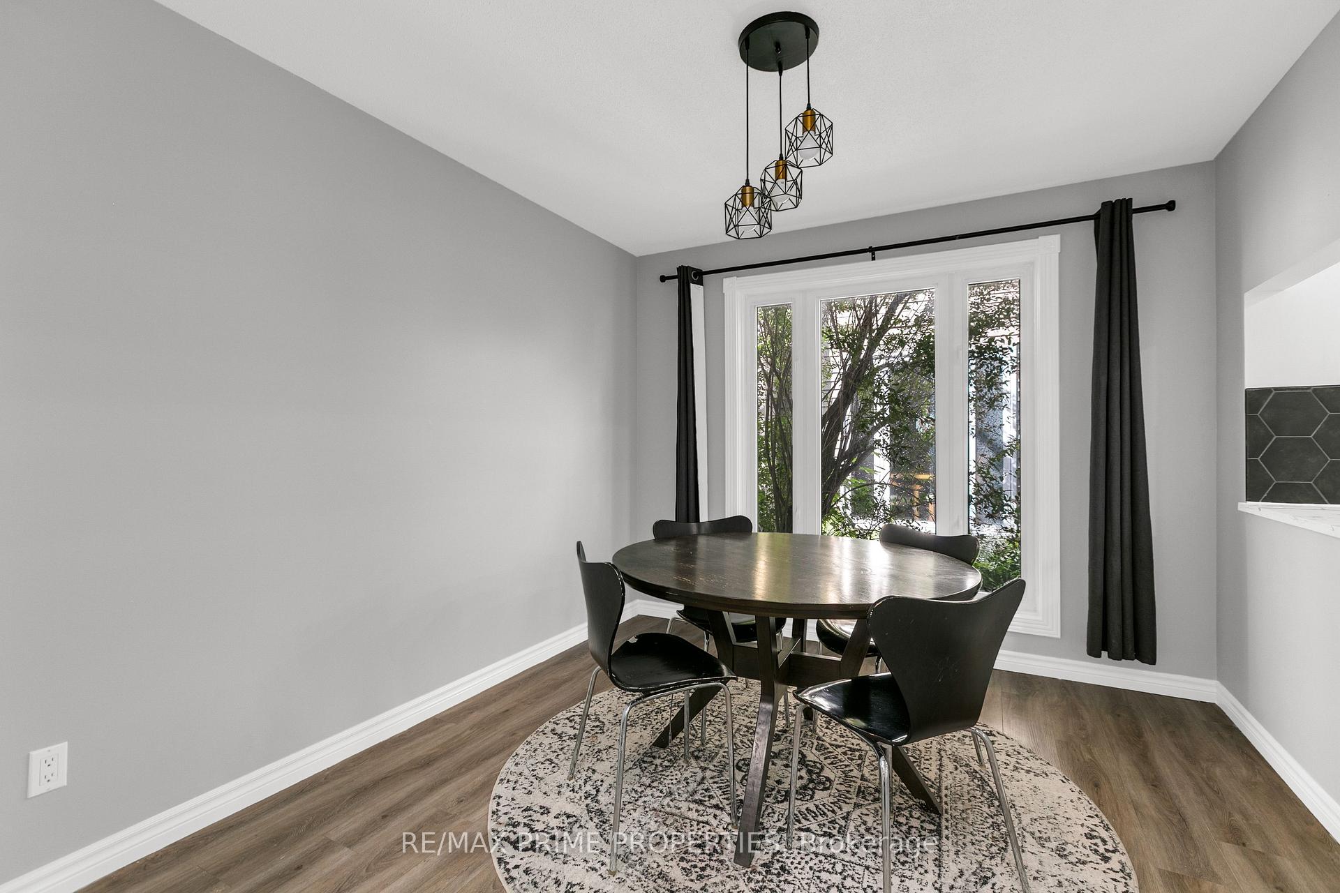 Photo 8 of 1531 Kamouraska Circle, Ottawa, Chateauneuf — HOMEH