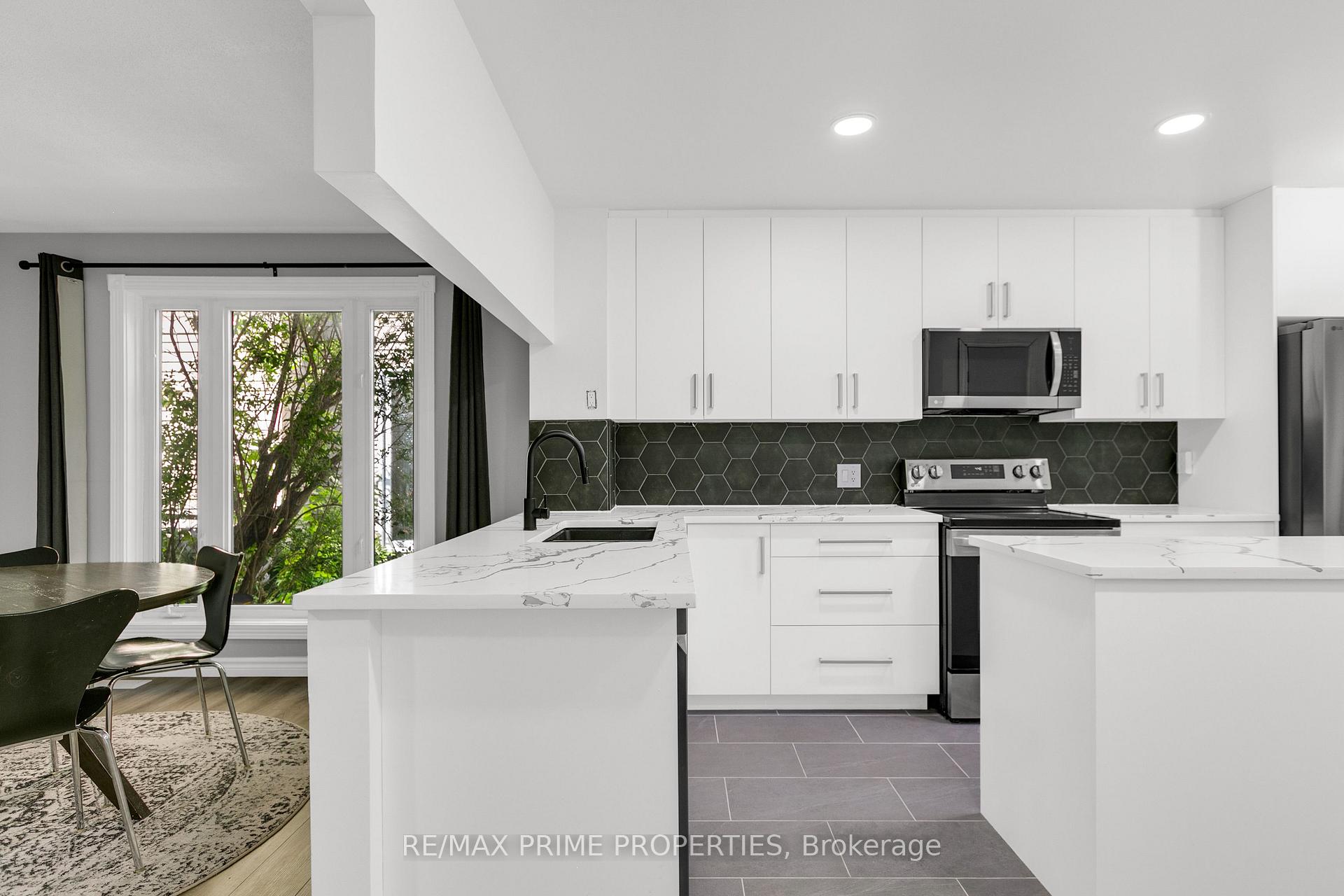 Photo 10 of 1531 Kamouraska Circle, Ottawa, Chateauneuf — HOMEH