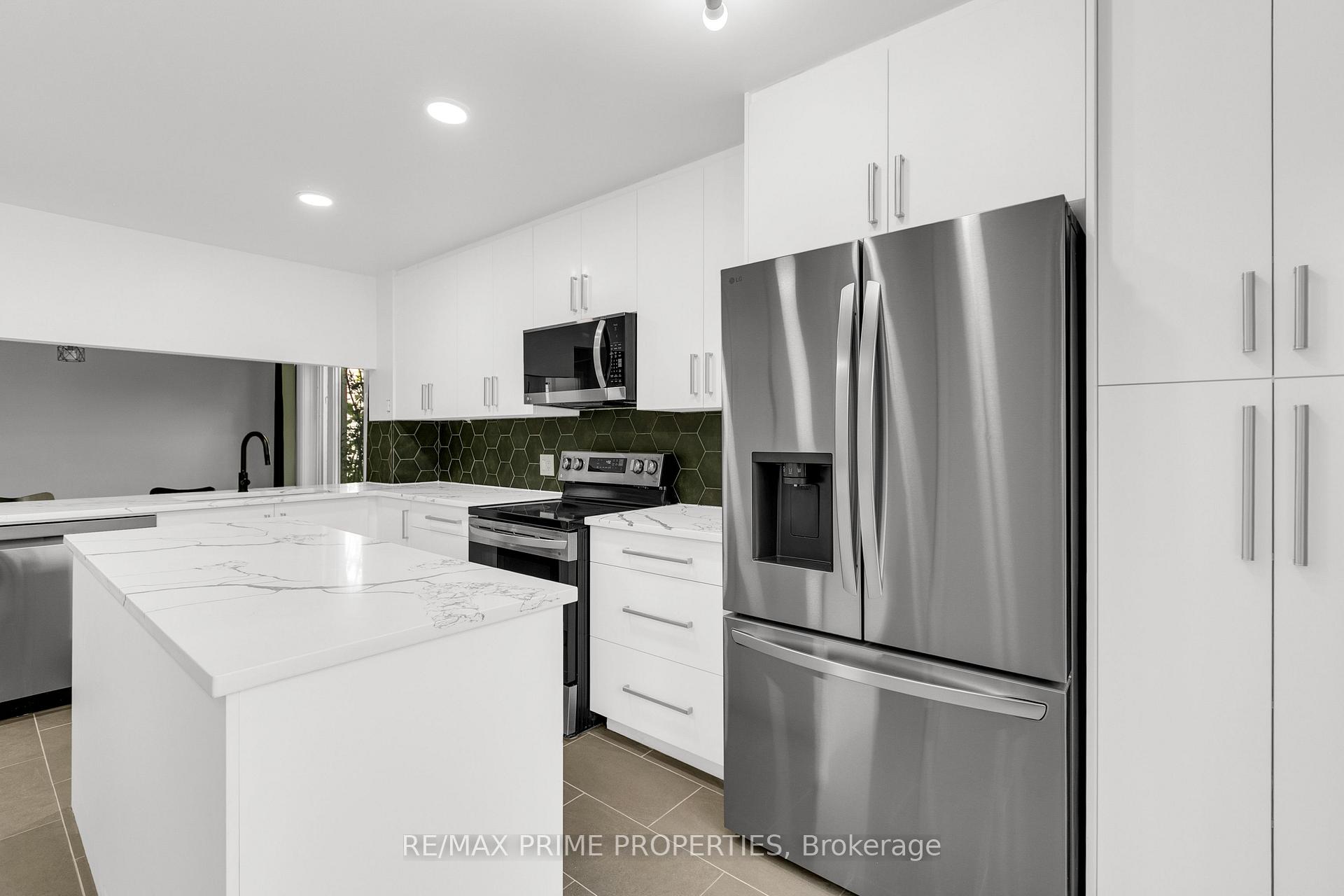 Photo 13 of 1531 Kamouraska Circle, Ottawa, Chateauneuf — HOMEH