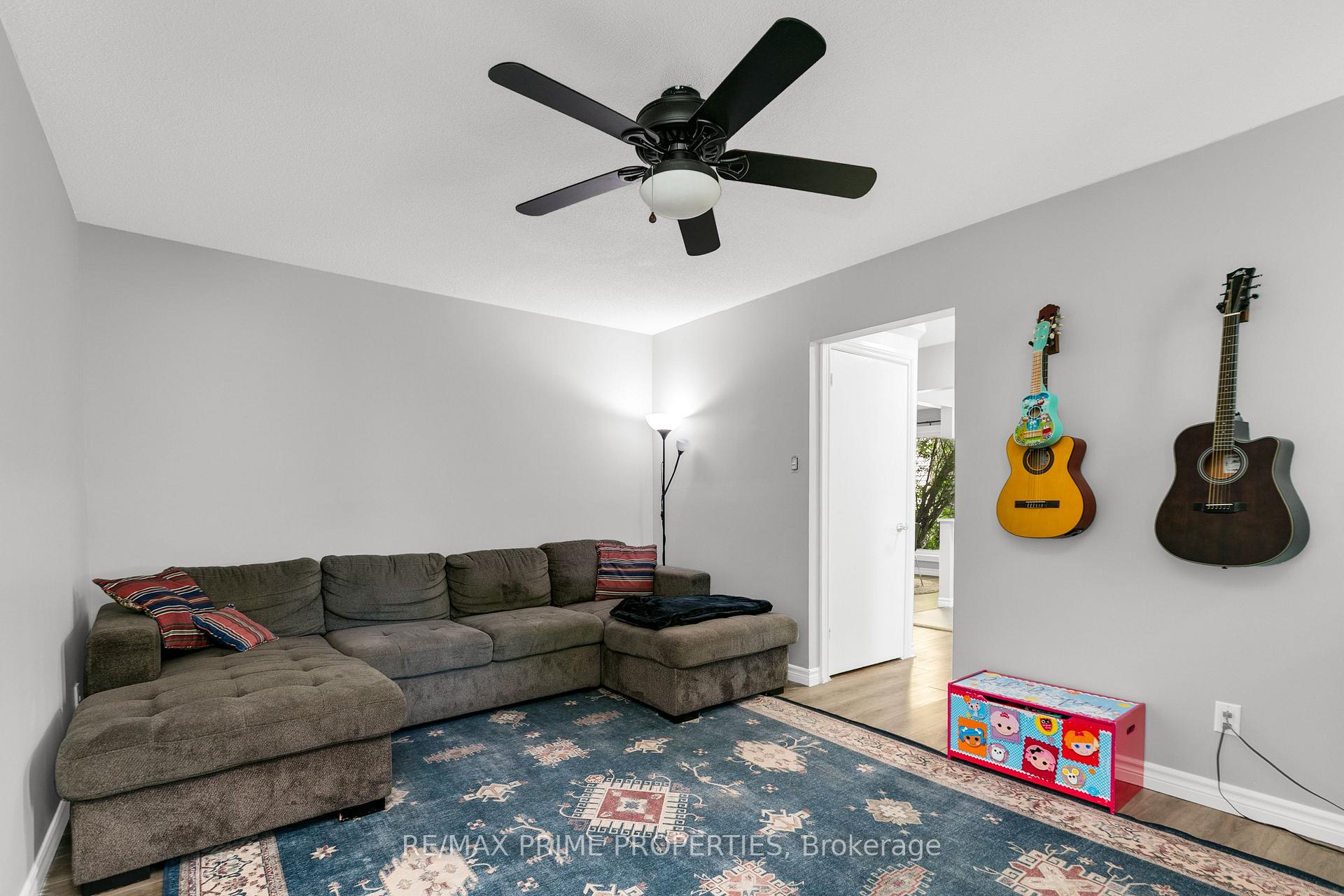 Photo 17 of 1531 Kamouraska Circle, Ottawa, Chateauneuf — HOMEH