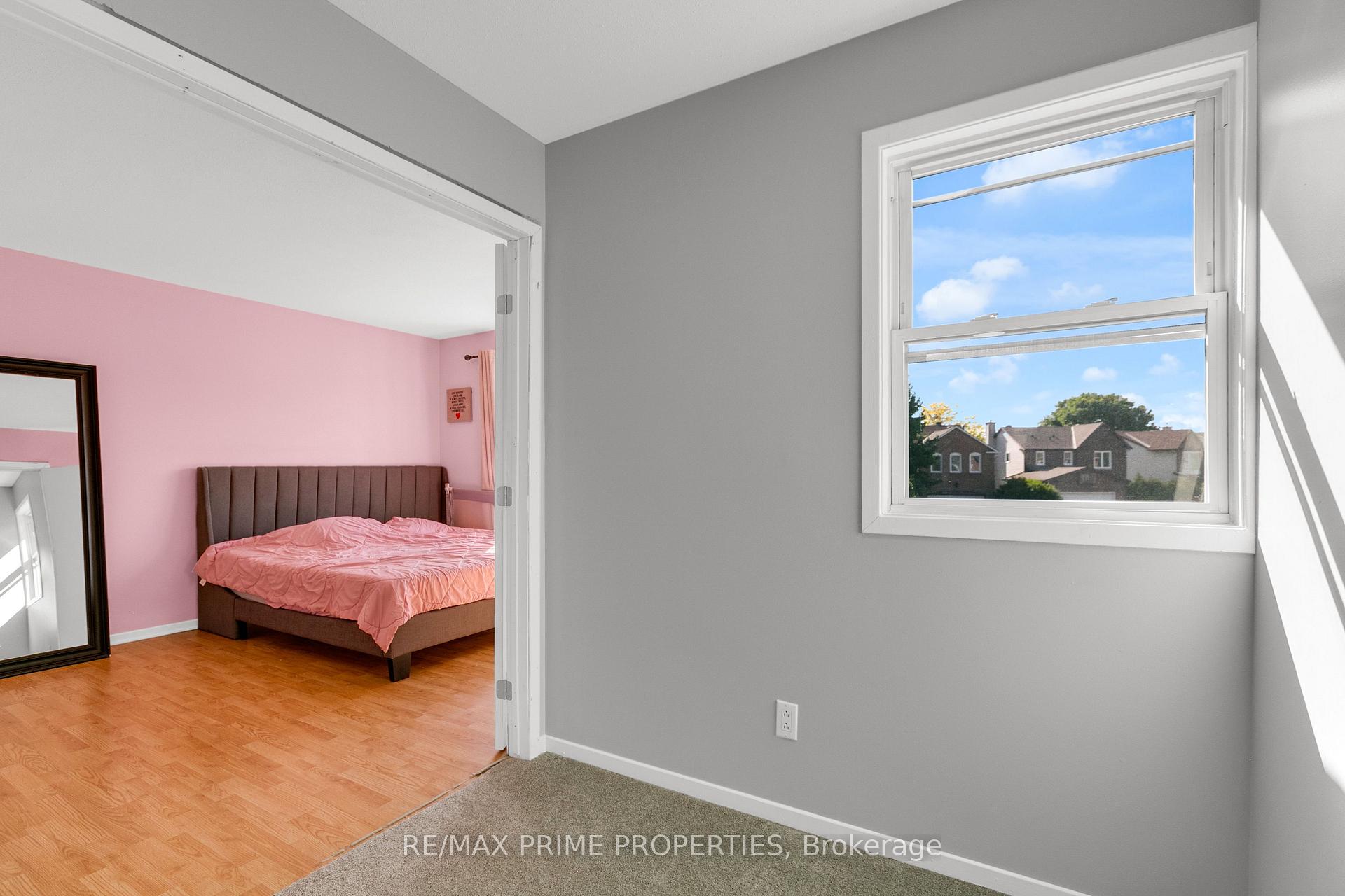 Photo 20 of 1531 Kamouraska Circle, Ottawa, Chateauneuf — HOMEH