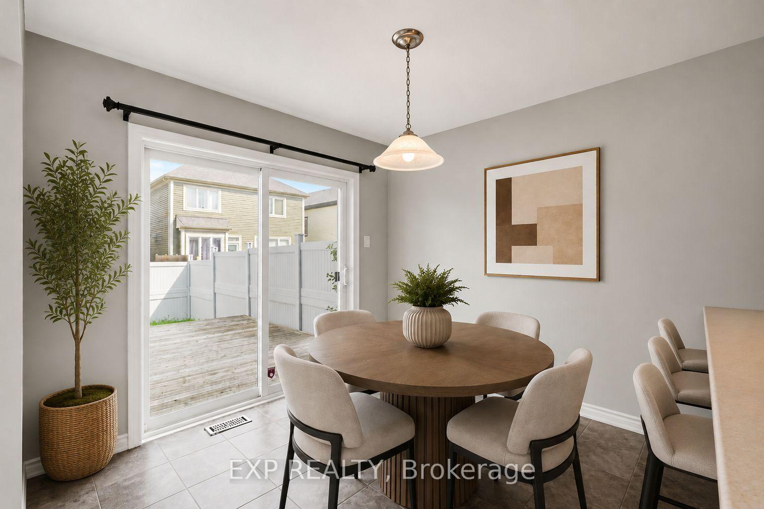 Photo 11 of 81 Switch Grass Crescent, Ottawa, Barrhaven - Half Moon Bay — HOMEH
