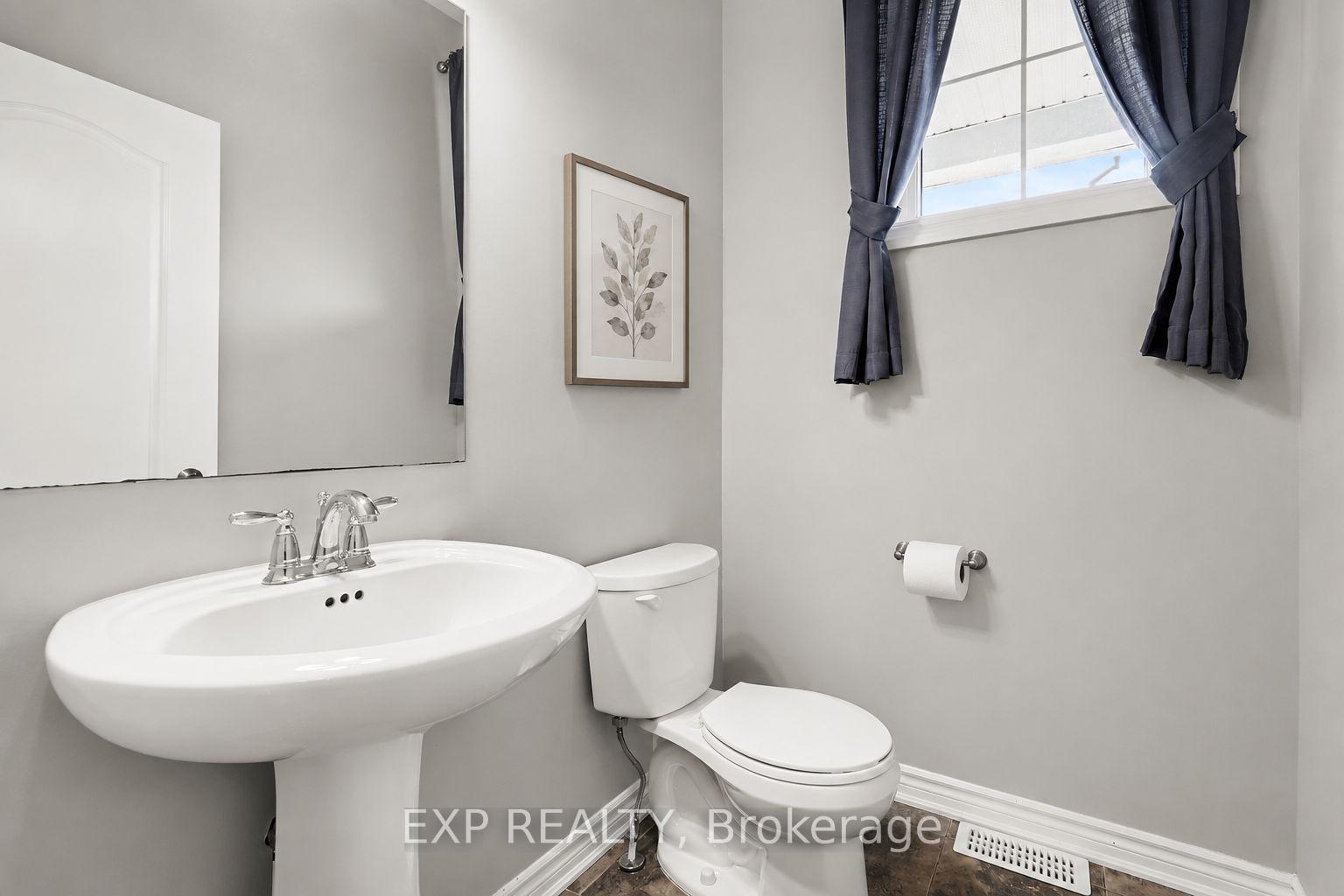 Photo 14 of 81 Switch Grass Crescent, Ottawa, Barrhaven - Half Moon Bay — HOMEH