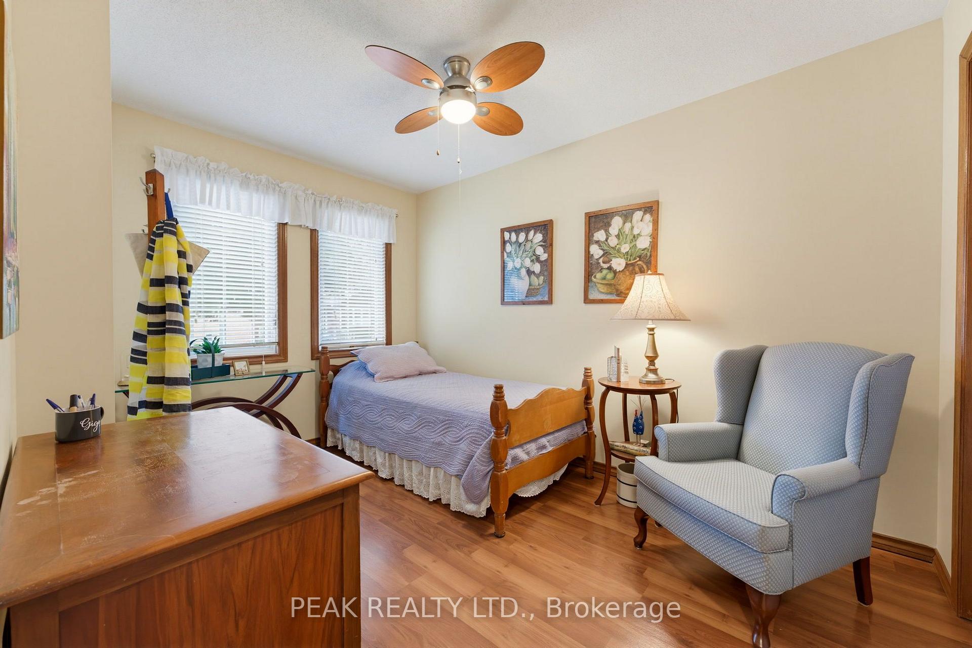Photo 17 of Unit 10, 60 Whitlaw Way, Brant, Paris — HOMEH