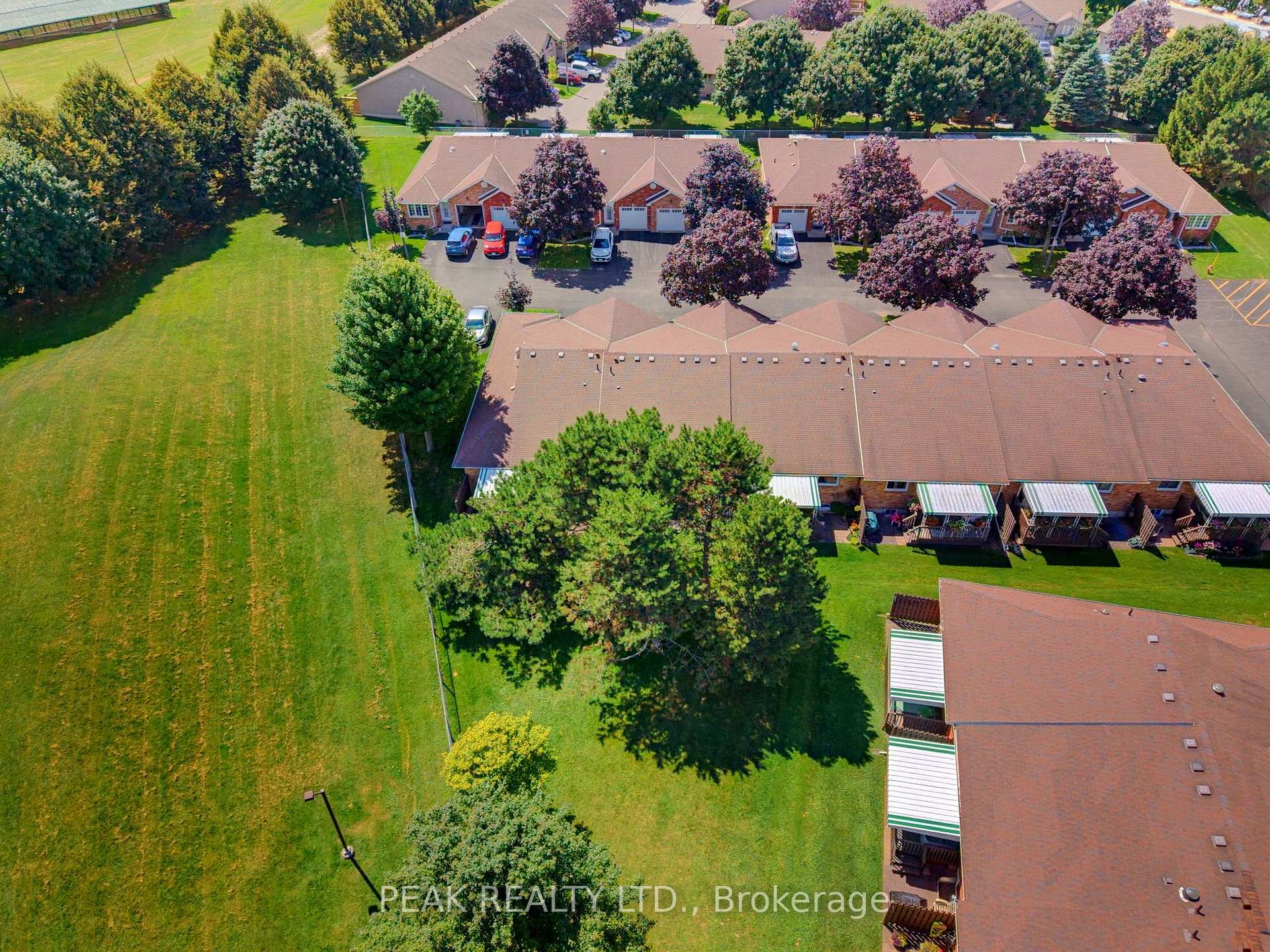 Photo 33 of Unit 10, 60 Whitlaw Way, Brant, Paris — HOMEH