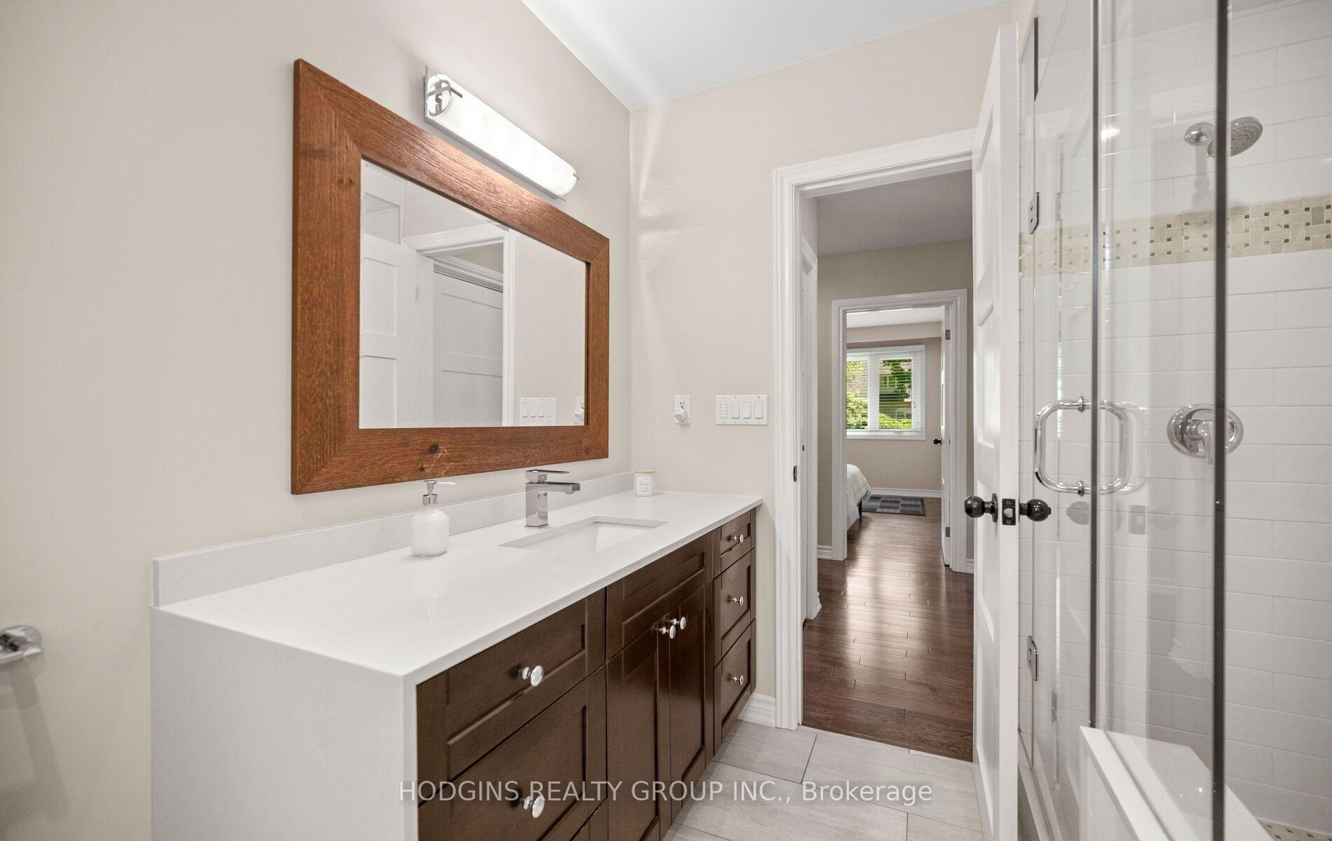 Photo 23 of 1837 Will Scarlett Drive, Mississauga, Sheridan — HOMEH